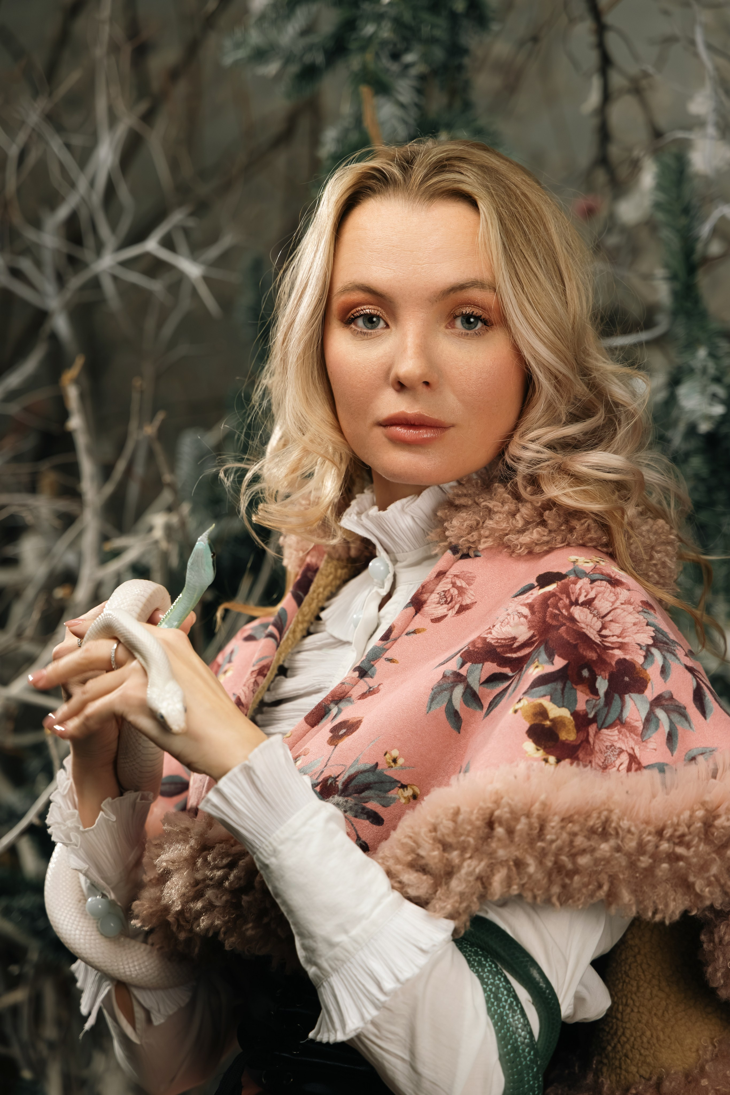 «World Fashion Magazine» фотосъёмка для журнала. Photomantis