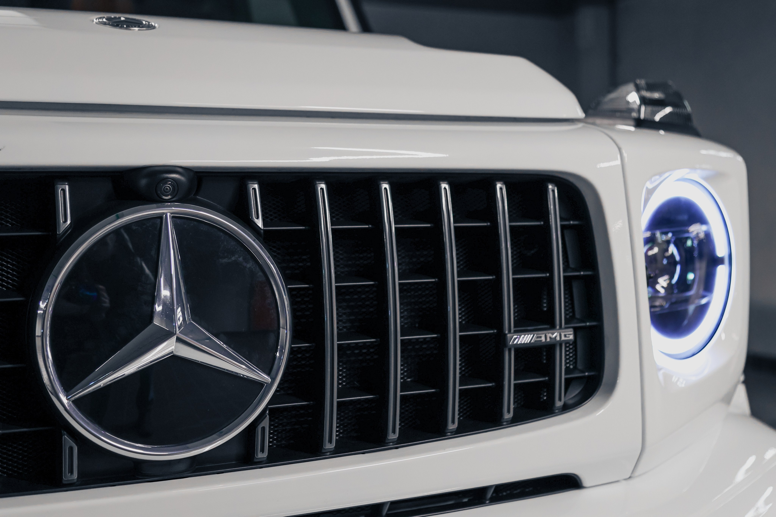 2022 MERCEDES BENZ G63 AMG $235,000 / 16,414 KM ODOMETER. Mixturecaptures