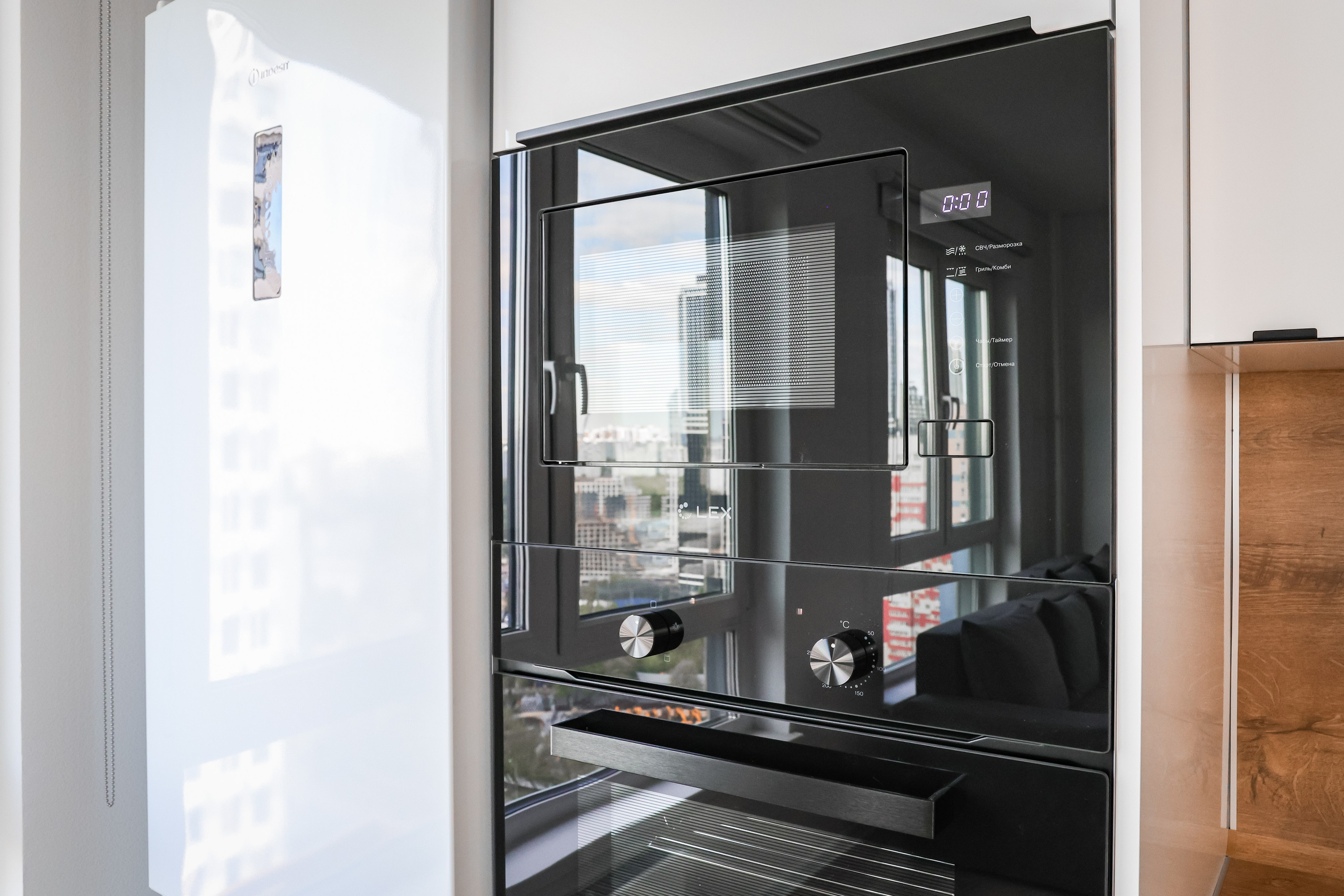 APARTMENT COMPLEX INTERIOR. Mixturecaptures