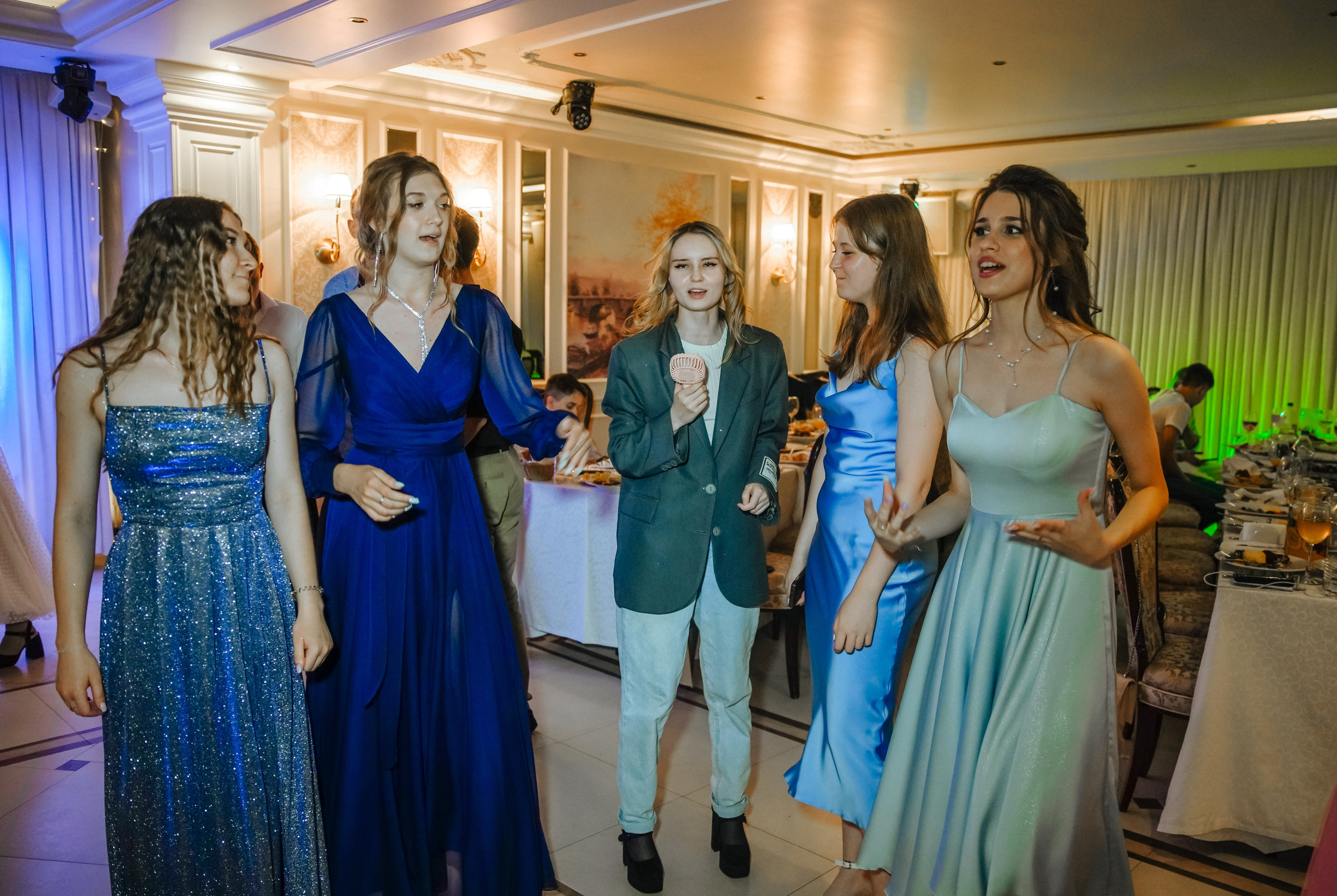 Выпускной, вручение диплома, прогулка, Онегин. Семейный и детский фотограф в Нижнем Новгороде