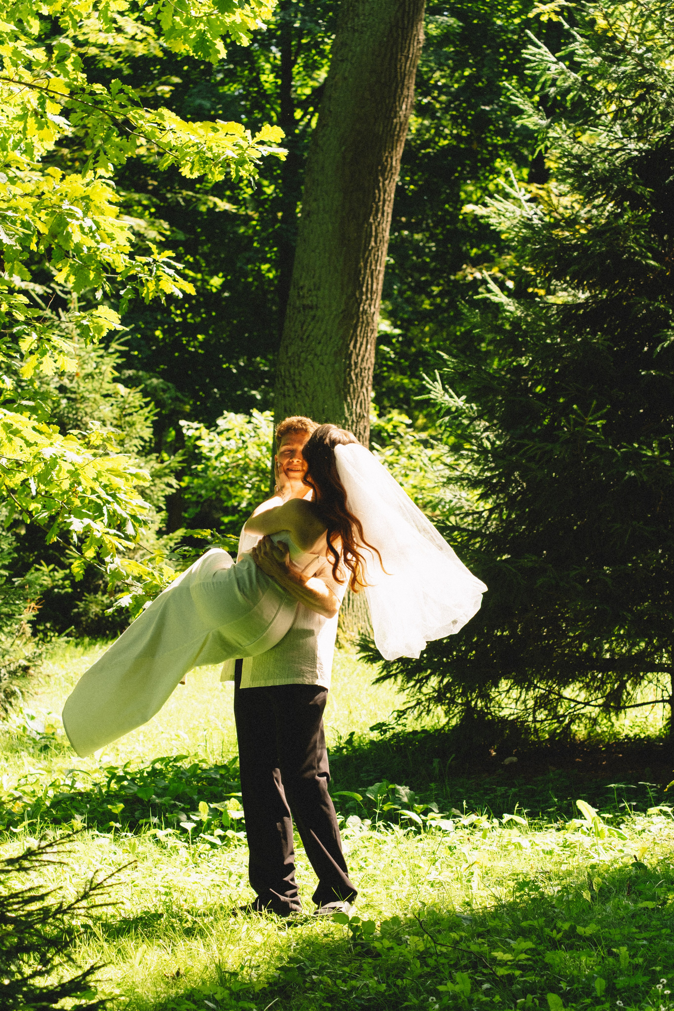 СВАДЕБНАЯ СЬЕМКА В ПЕТЕРГОФЕ И СЬЕМКА РЕПОРТАЖА В ЗАГСЕ ПЕТЕРГОФА. Профессиональный фотограф, Санкт-Петербург — Виктория Богомолова