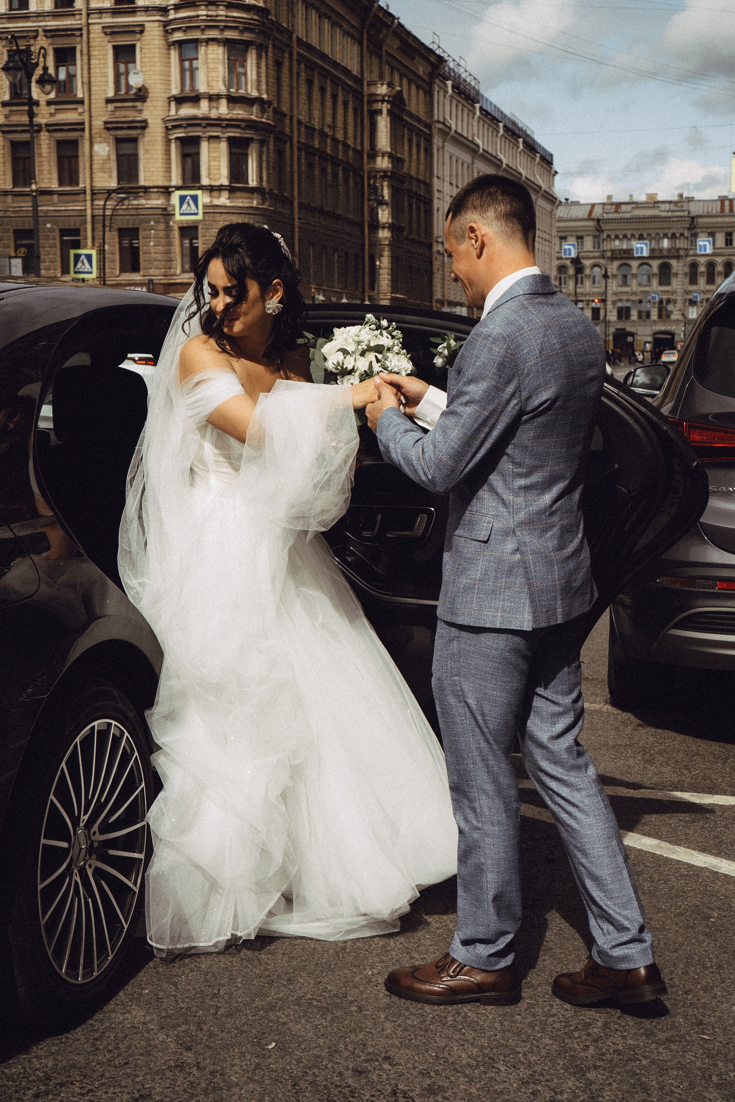 СВАДЕБНАЯ ПРОГУЛКА РЕСТОРАН МЫ ЖЕ НА ТЫ И ФОТОСЕССИИЯ С АВТОМОБИЛЕМ. Профессиональный фотограф, Санкт-Петербург — Виктория Богомолова