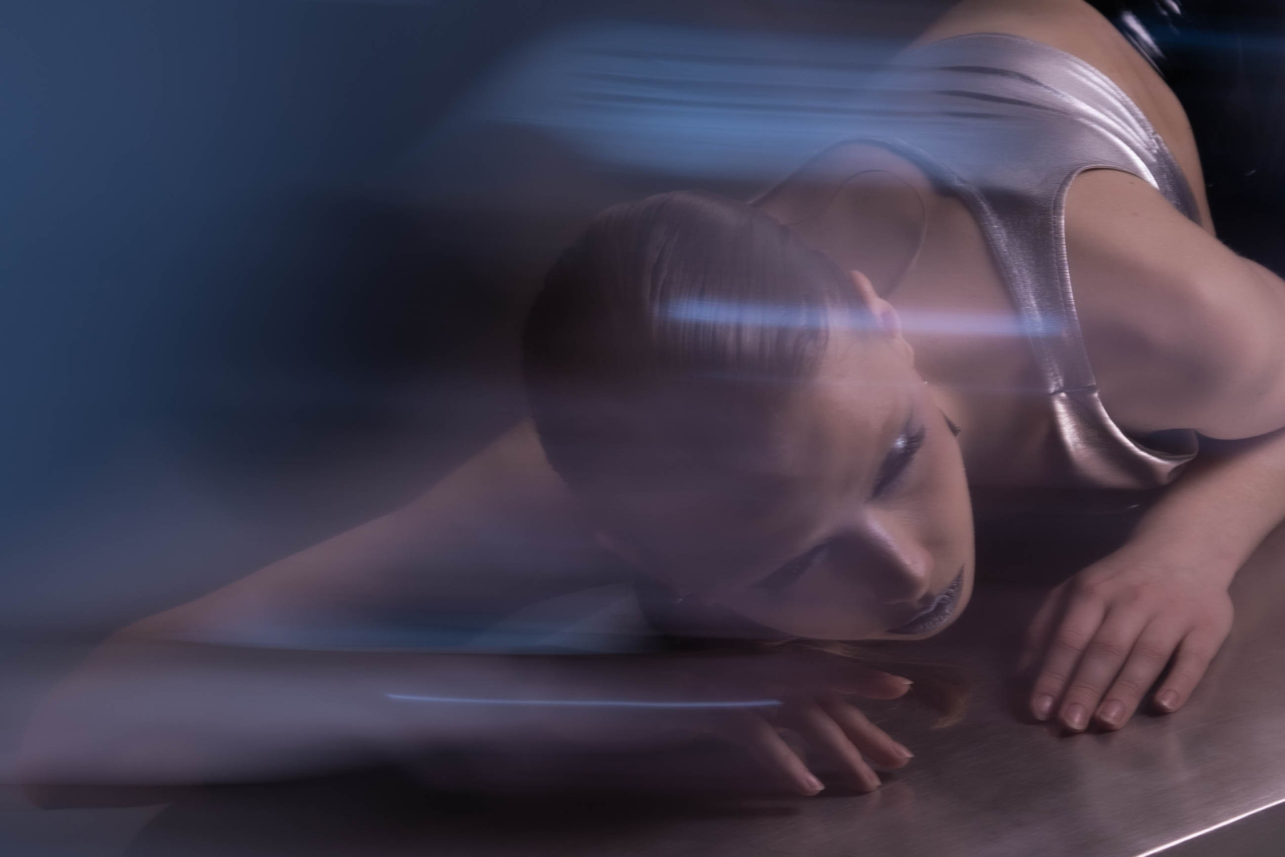 BLUR silver-red. Фотограф Serg Nekraov. Фотосъемка Москва и МО