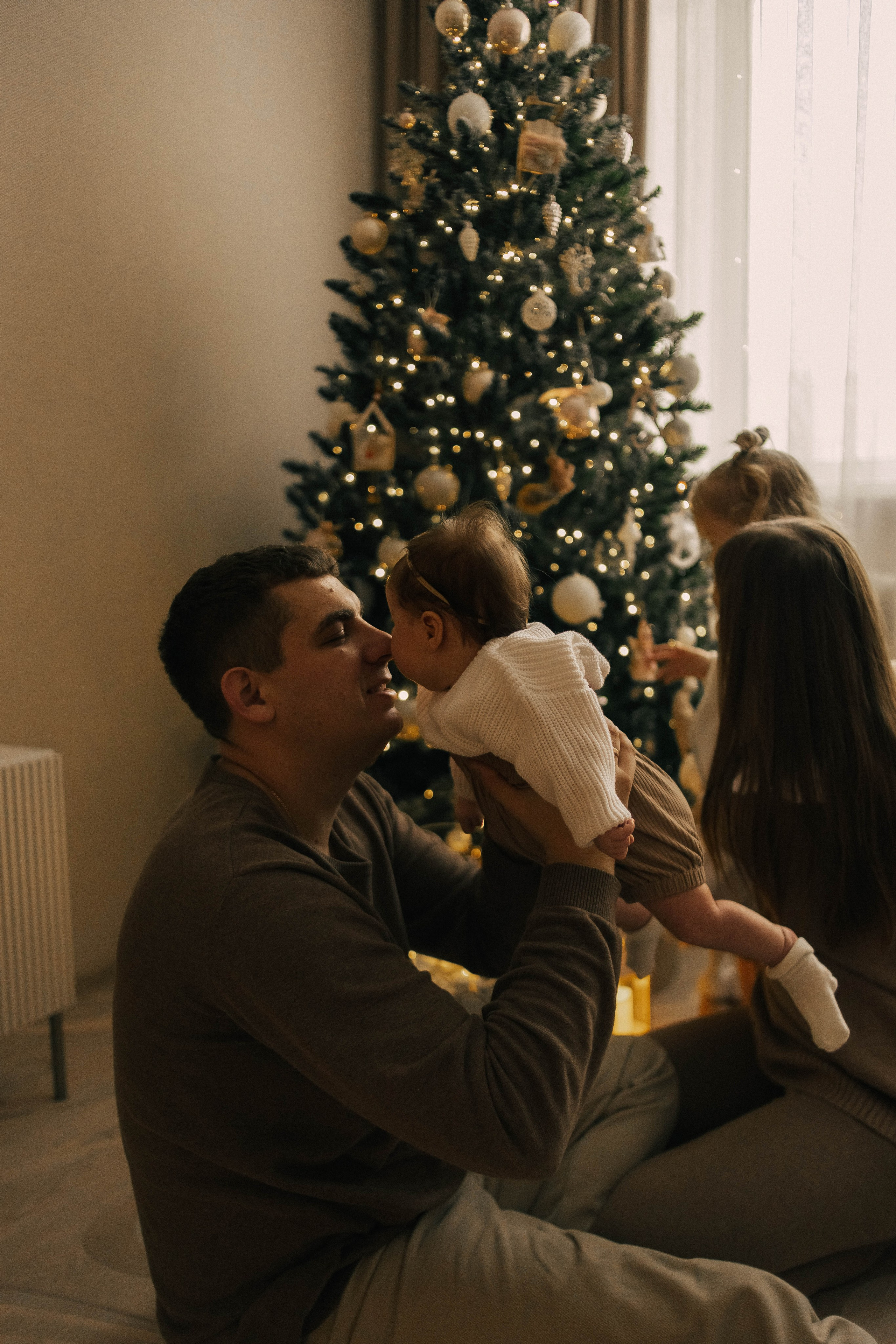 Анастасия, Андрей, Ариша и Анюта. Главная