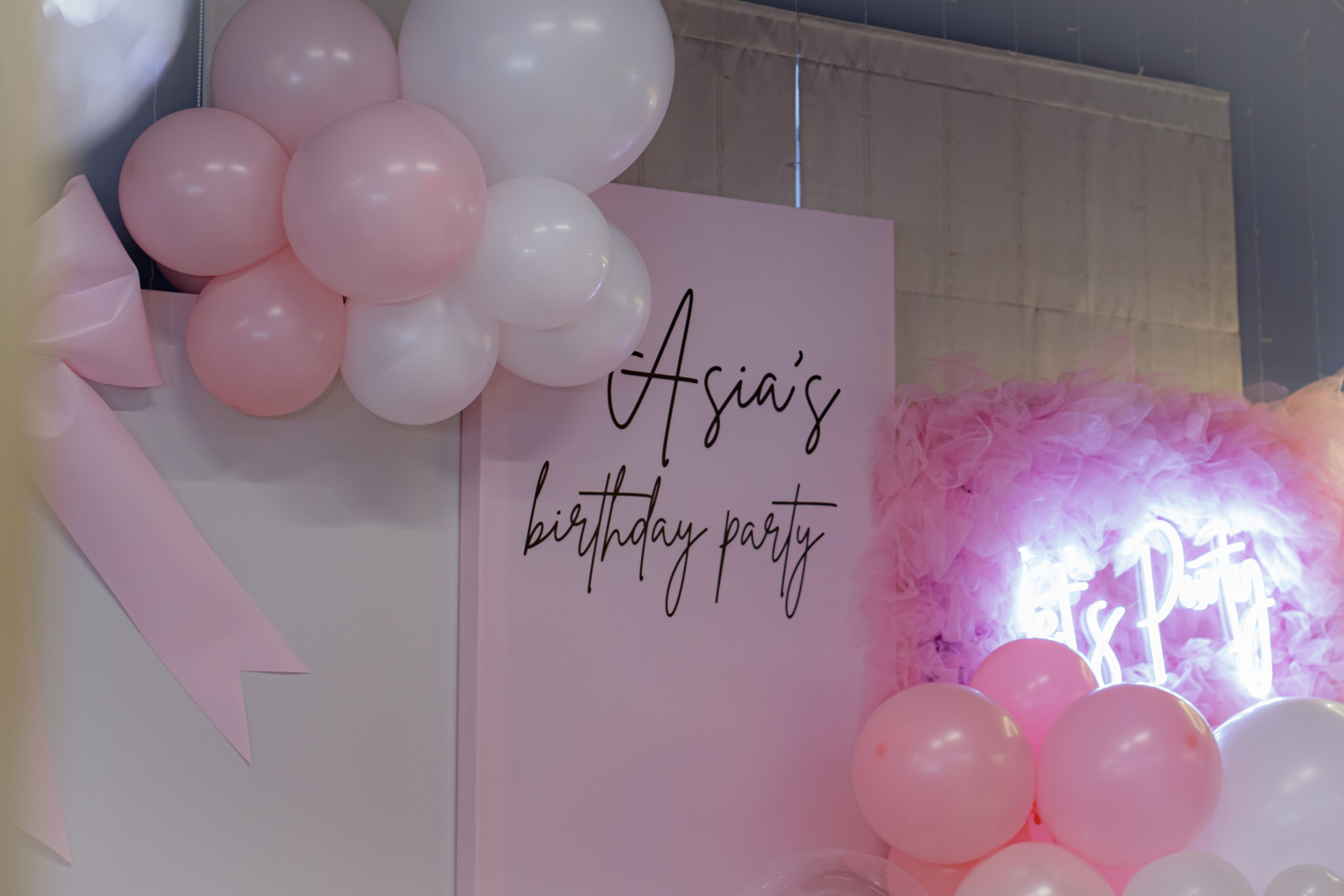 ASIA'S BIRTHDAY PARTY. Photokarish