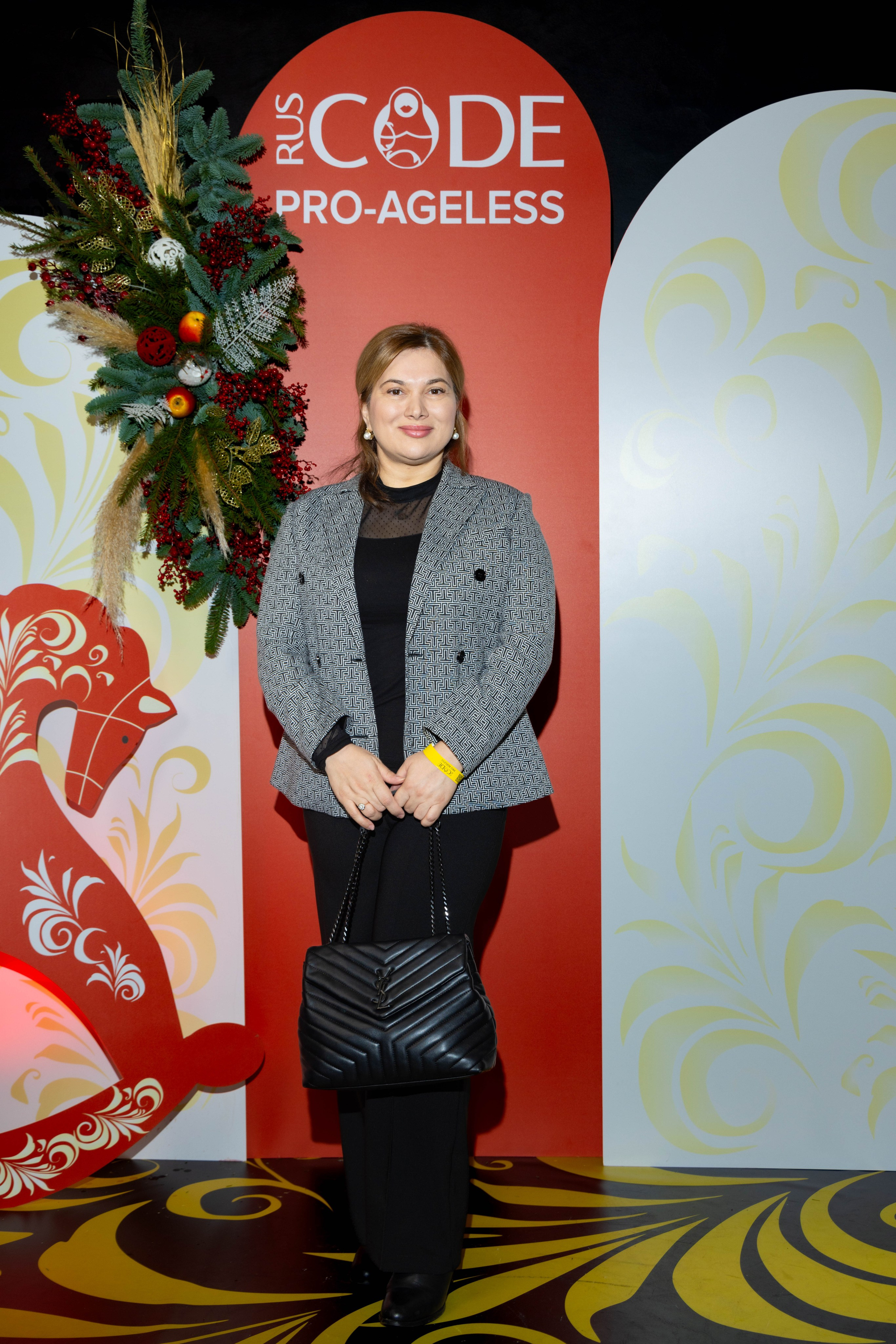 ФОТОЗОНА МАТРЕШКА. PRO-AGELESS