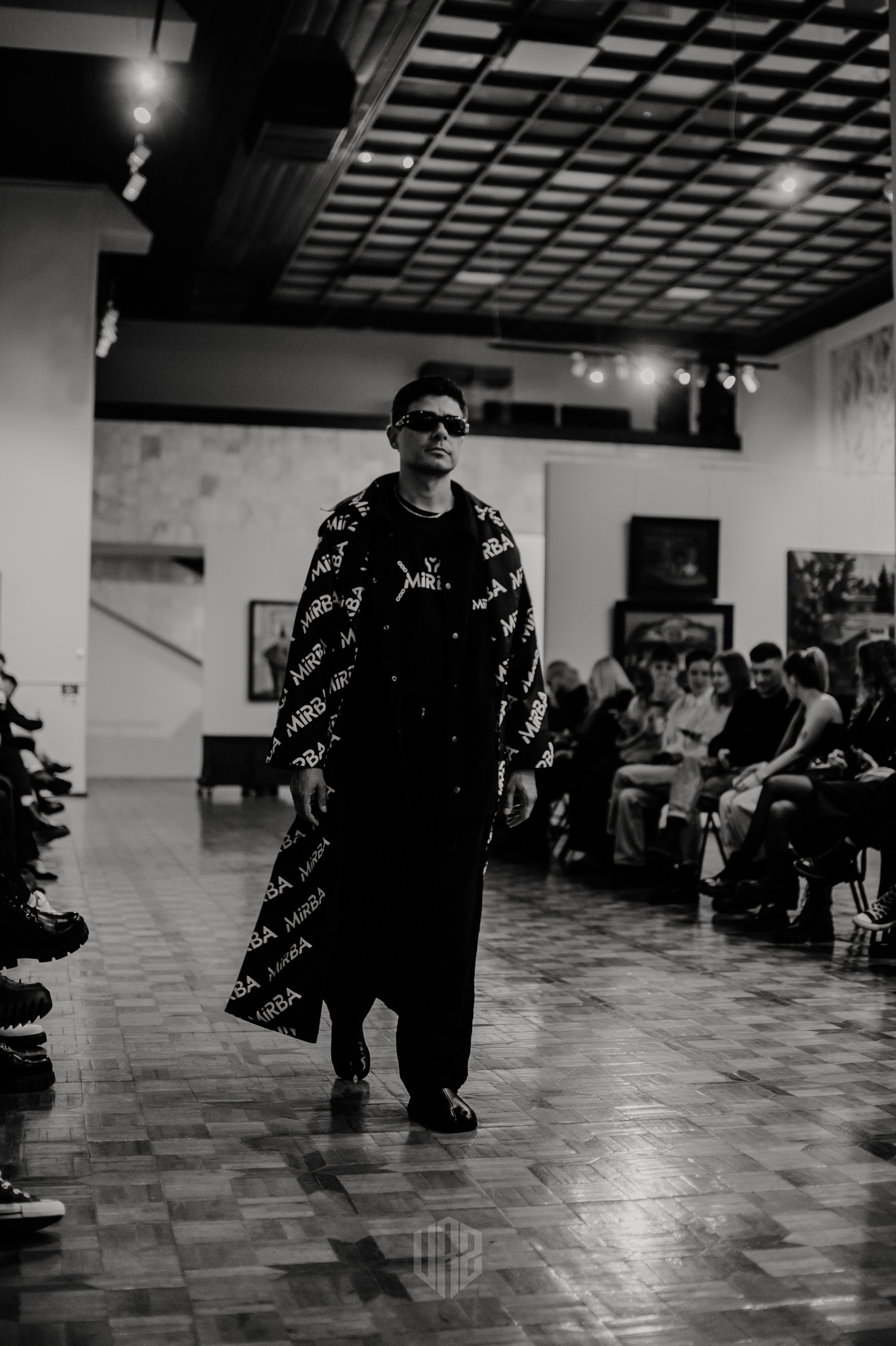 Показ концептуального бренда «MIRBA». Контент фотограф Илья Урс