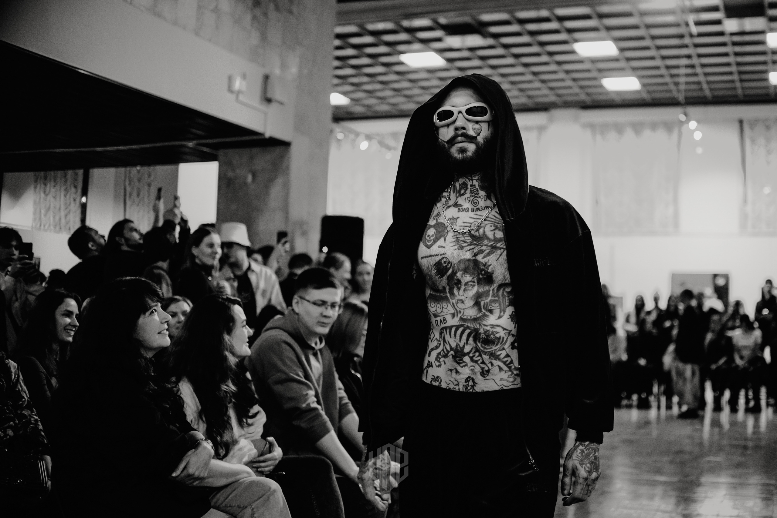 Показ концептуального бренда «MIRBA». Контент фотограф Илья Урс