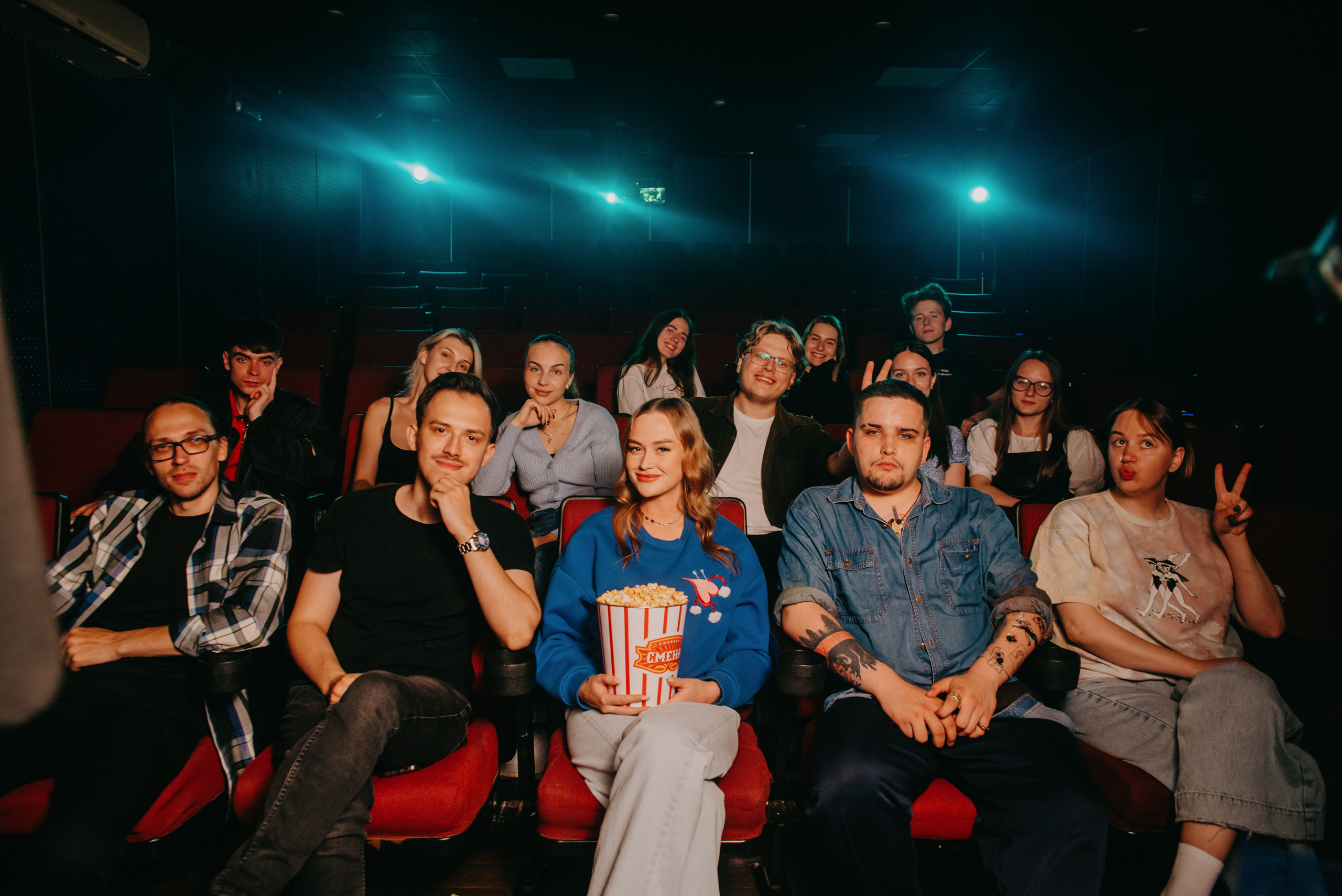 Backstage for BAZA| Кинотеатр «Смена». Контент фотограф Илья Урс