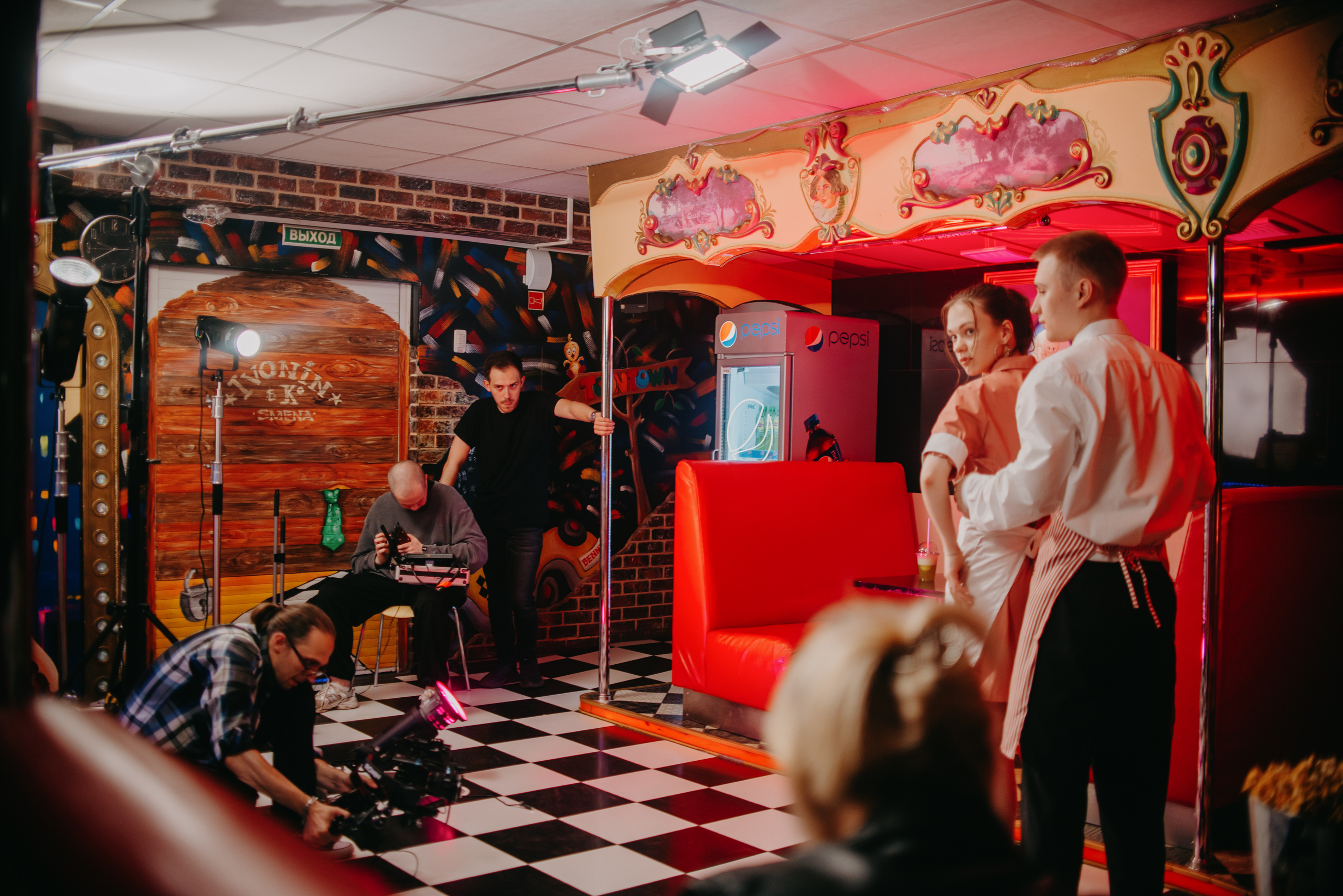 Backstage for BAZA| Кинотеатр «Смена». Контент фотограф Илья Урс