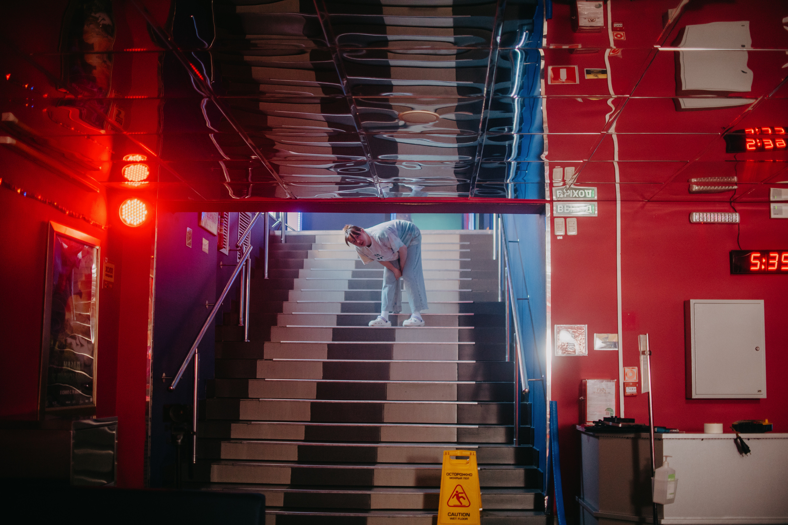 Backstage for BAZA| Кинотеатр «Смена». Контент фотограф Илья Урс