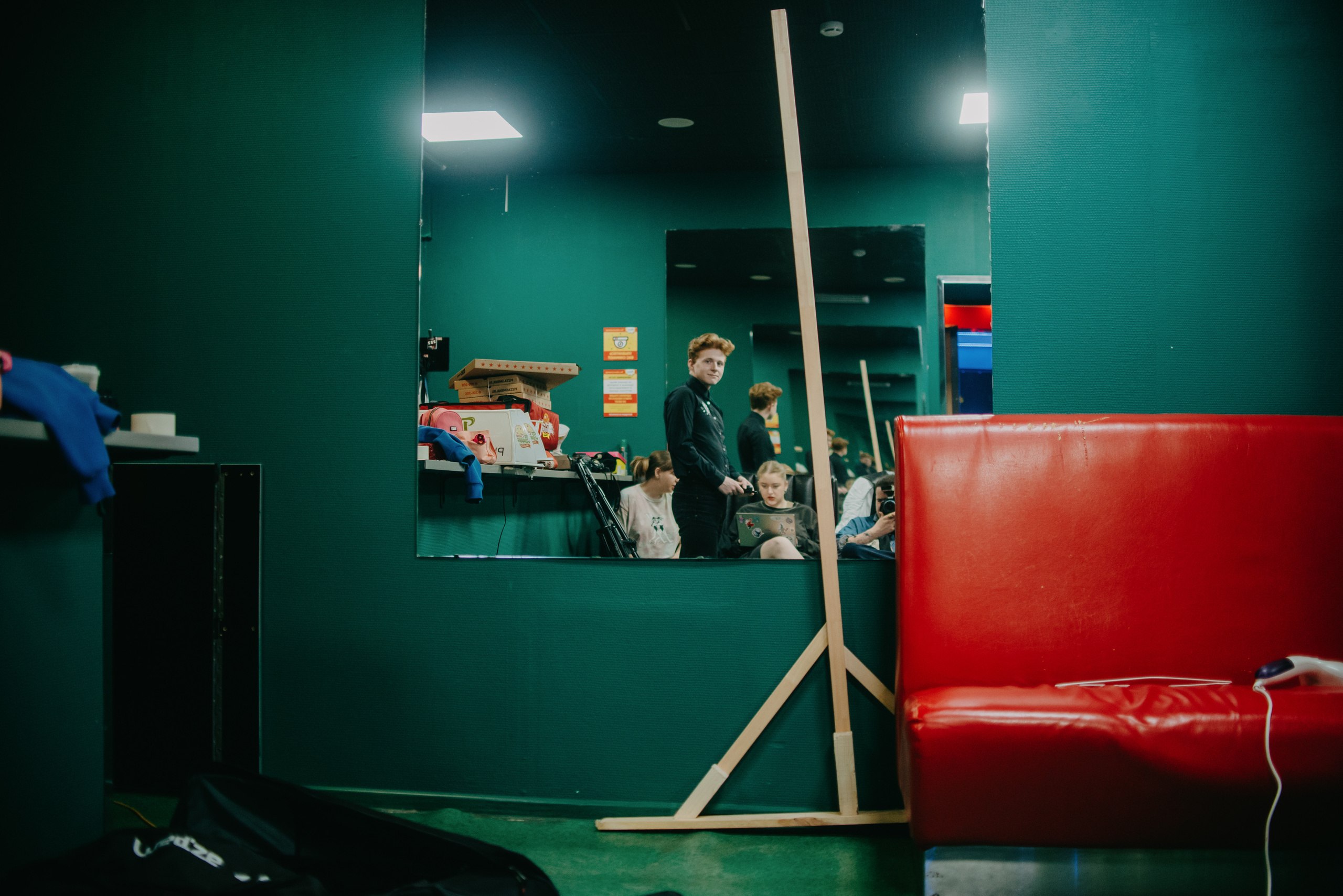 Backstage for BAZA| Кинотеатр «Смена». Контент фотограф Илья Урс