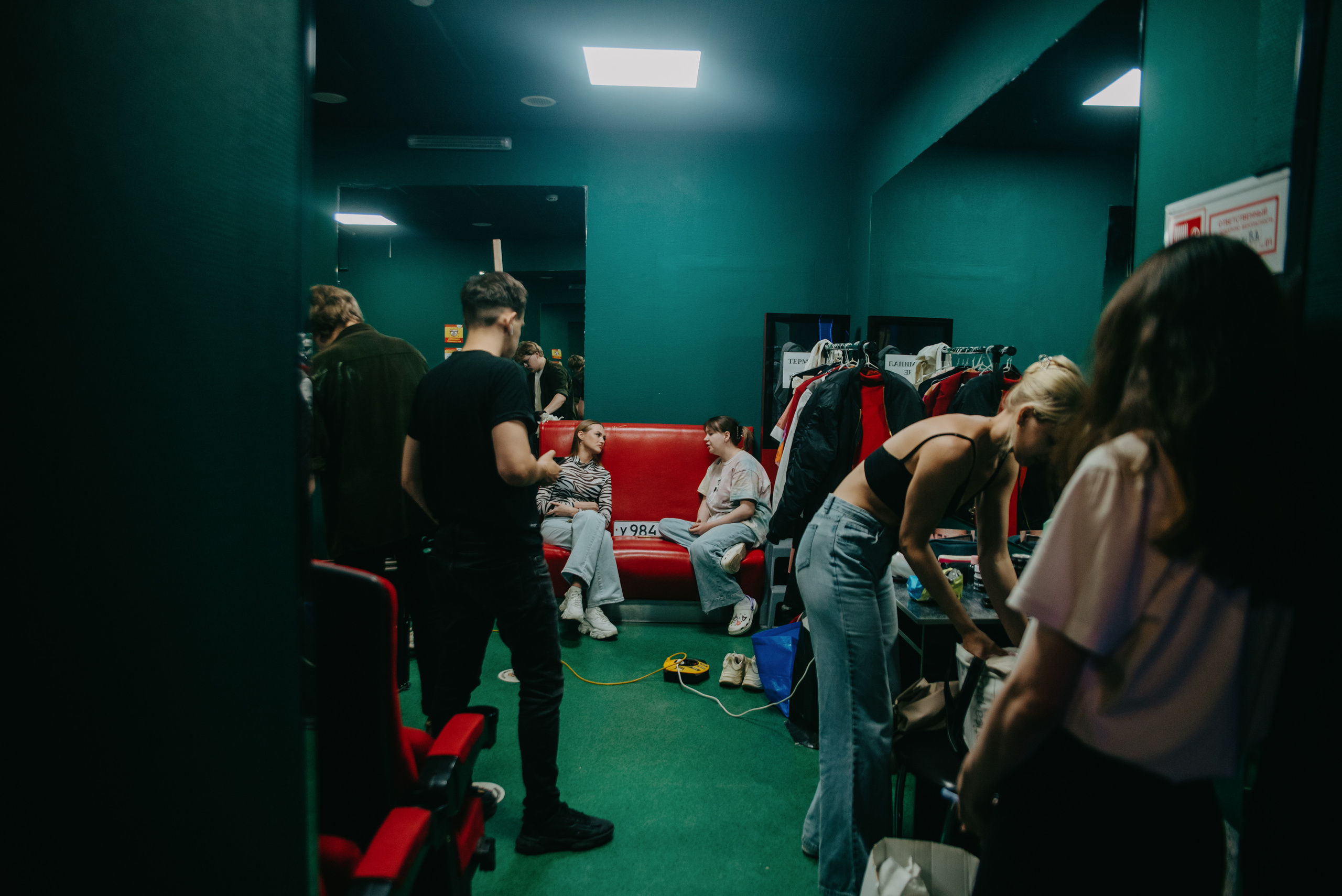 Backstage for BAZA| Кинотеатр «Смена». Контент фотограф Илья Урс