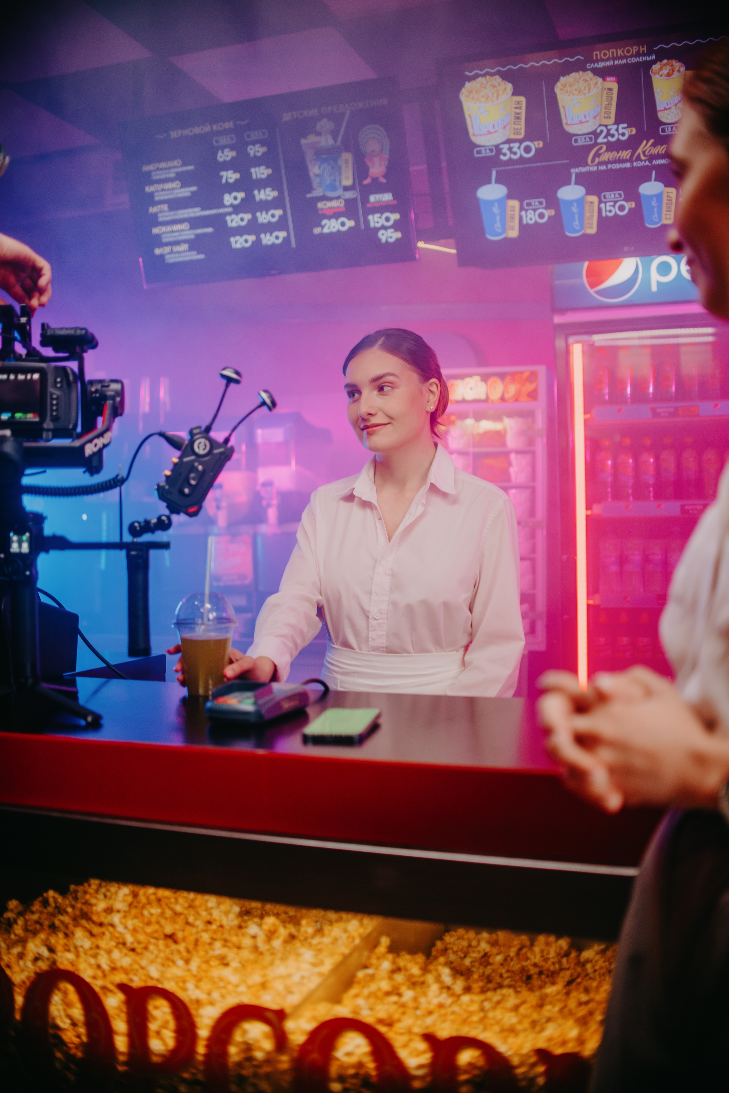 Backstage for BAZA| Кинотеатр «Смена». Контент фотограф Илья Урс