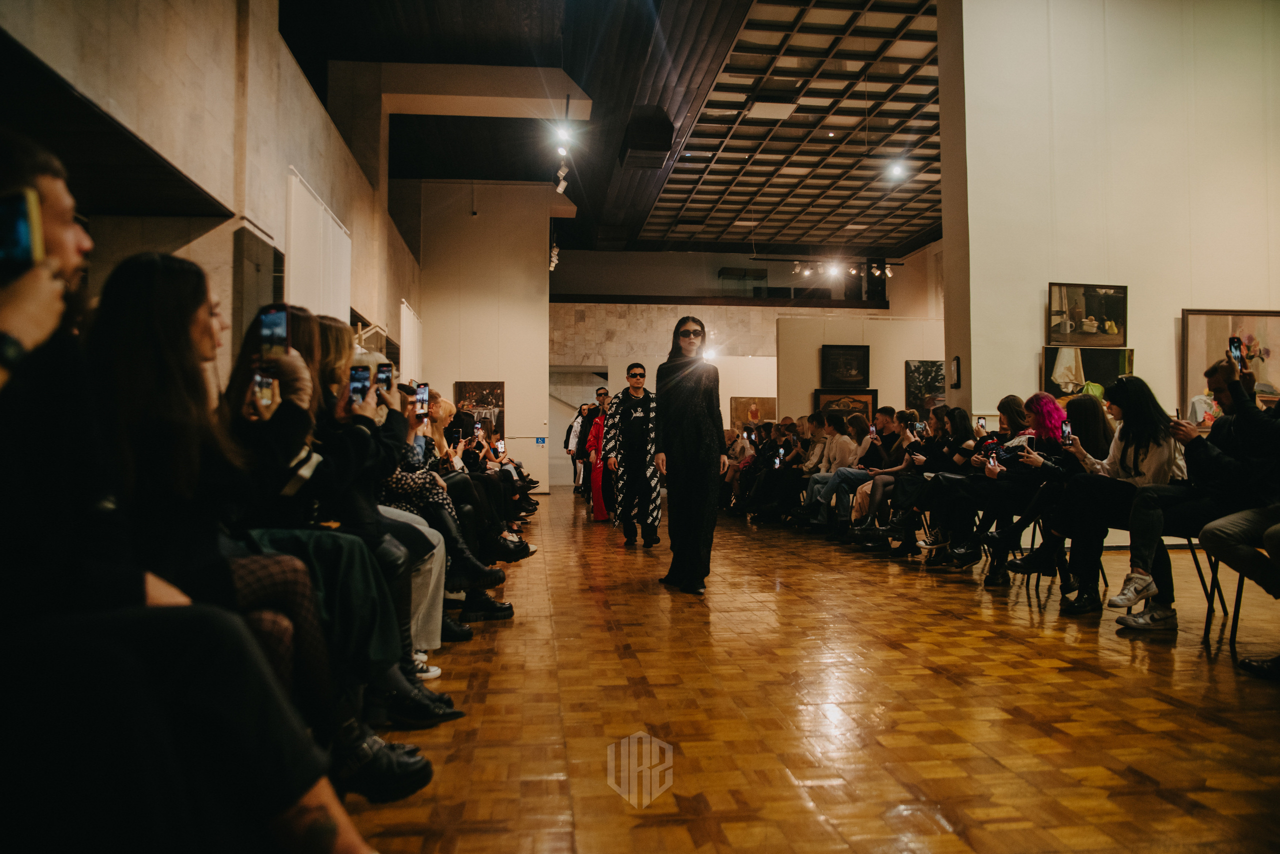 Показ концептуального бренда «MIRBA». Контент фотограф Илья Урс