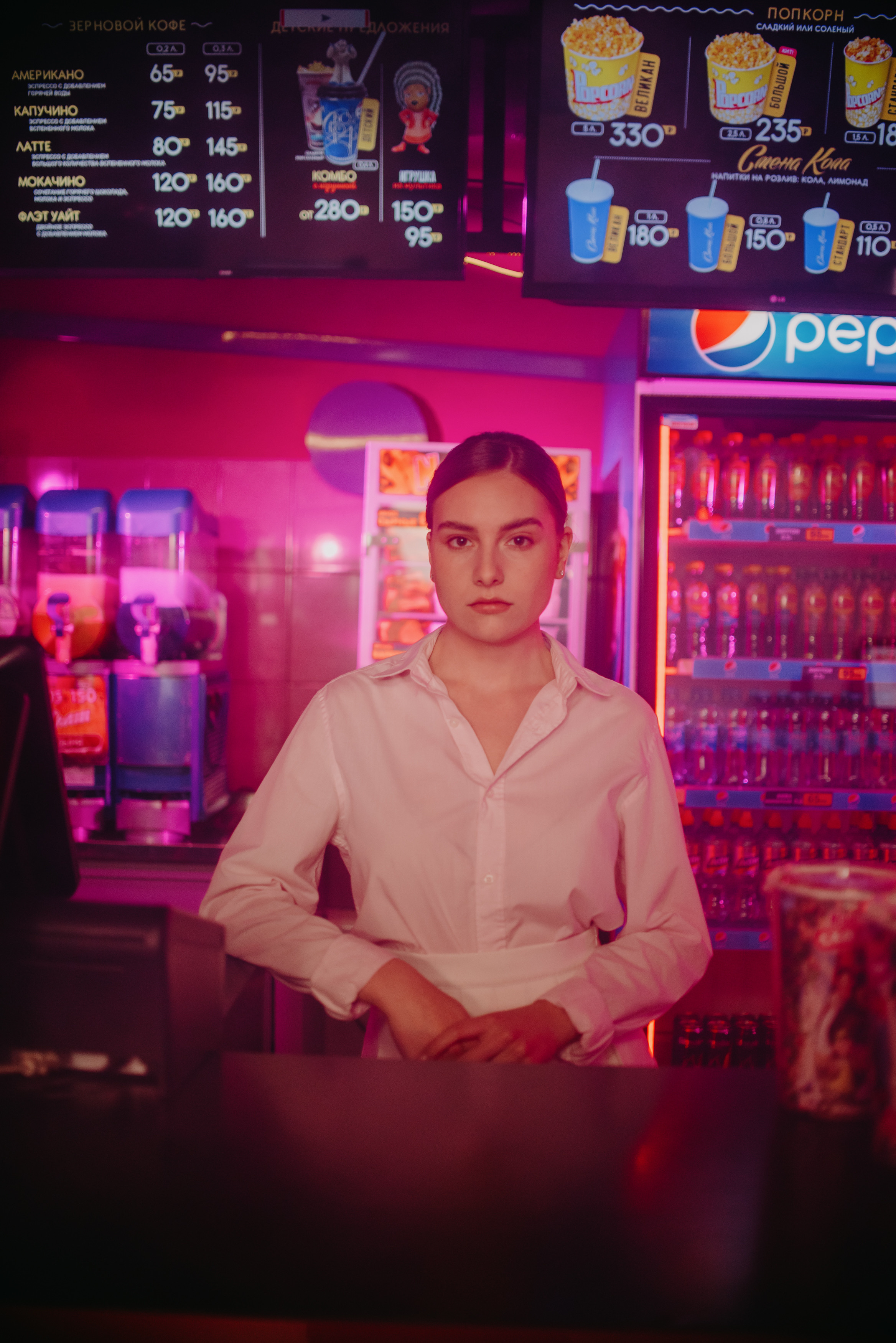 Backstage for BAZA| Кинотеатр «Смена». Контент фотограф Илья Урс