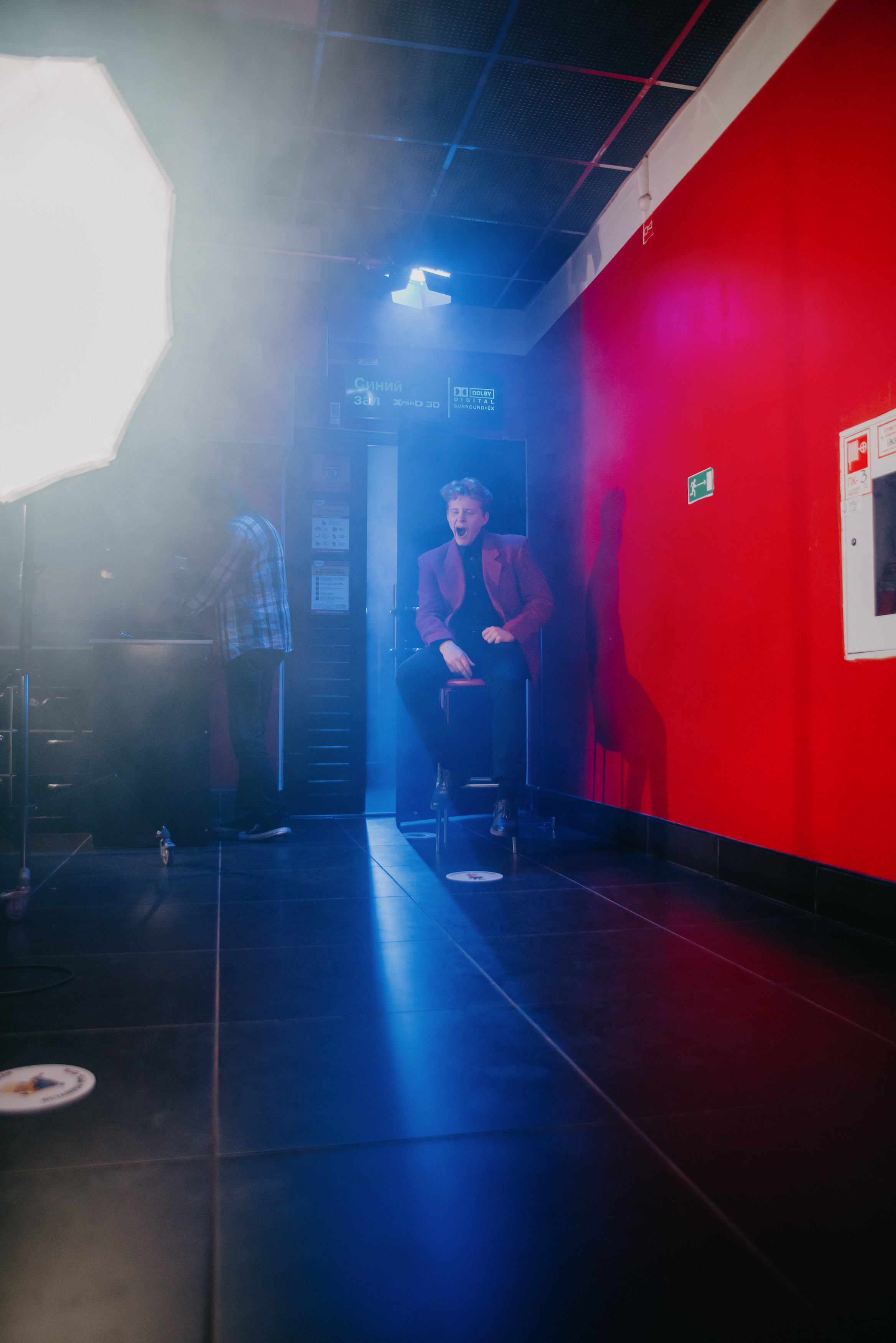 Backstage for BAZA| Кинотеатр «Смена». Контент фотограф Илья Урс