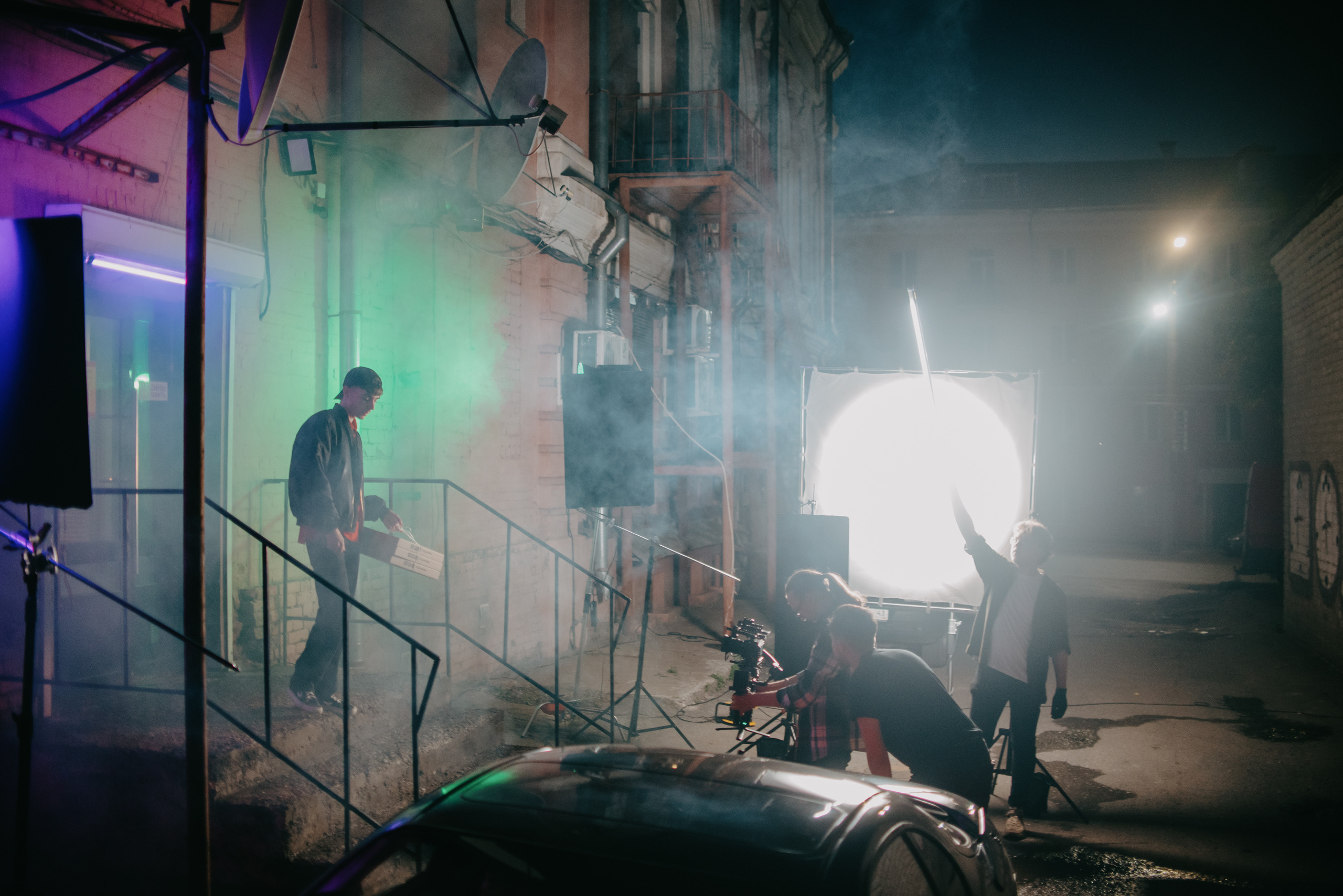 Backstage for BAZA| Кинотеатр «Смена». Контент фотограф Илья Урс