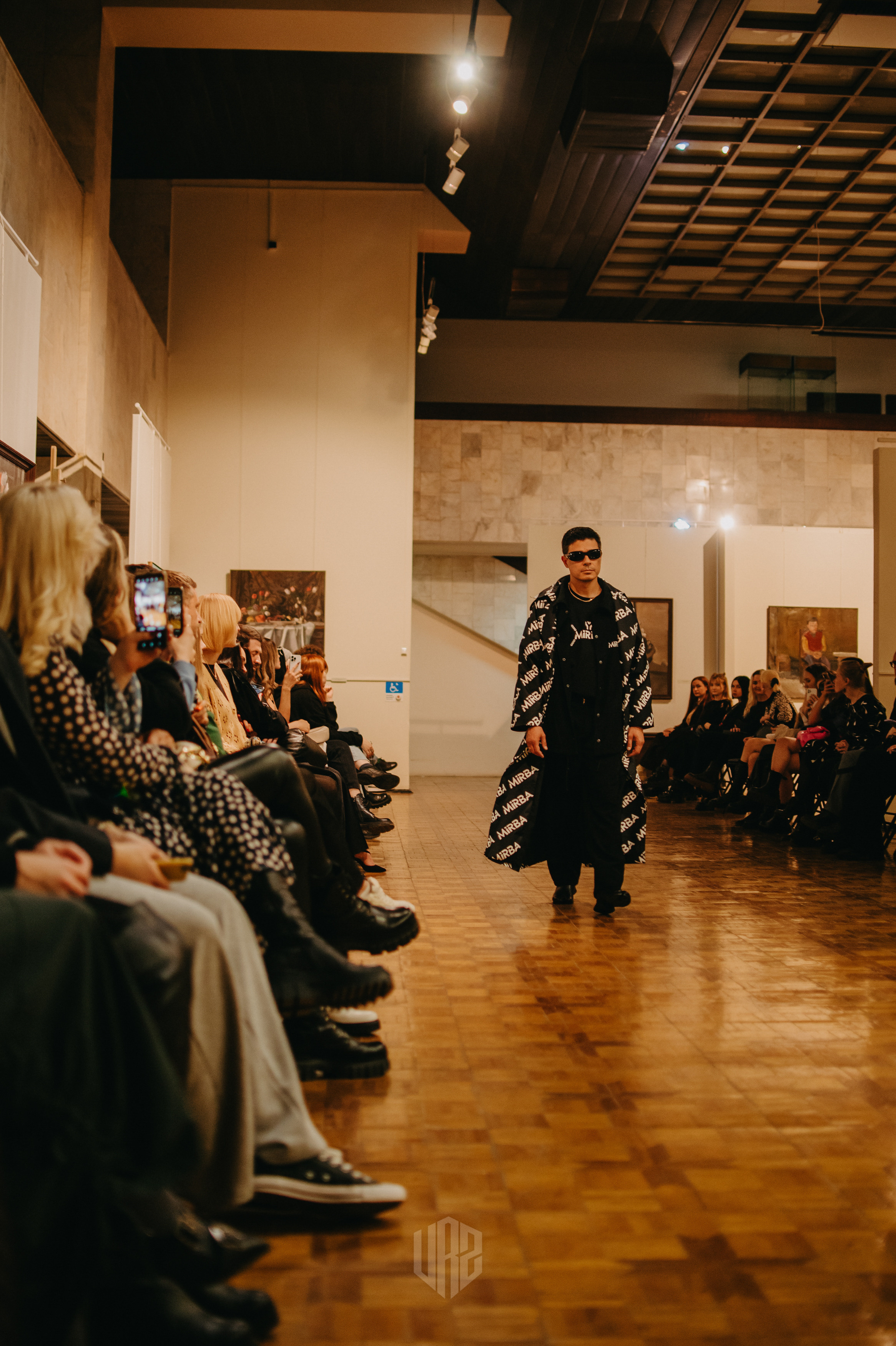 Показ концептуального бренда «MIRBA». Контент фотограф Илья Урс