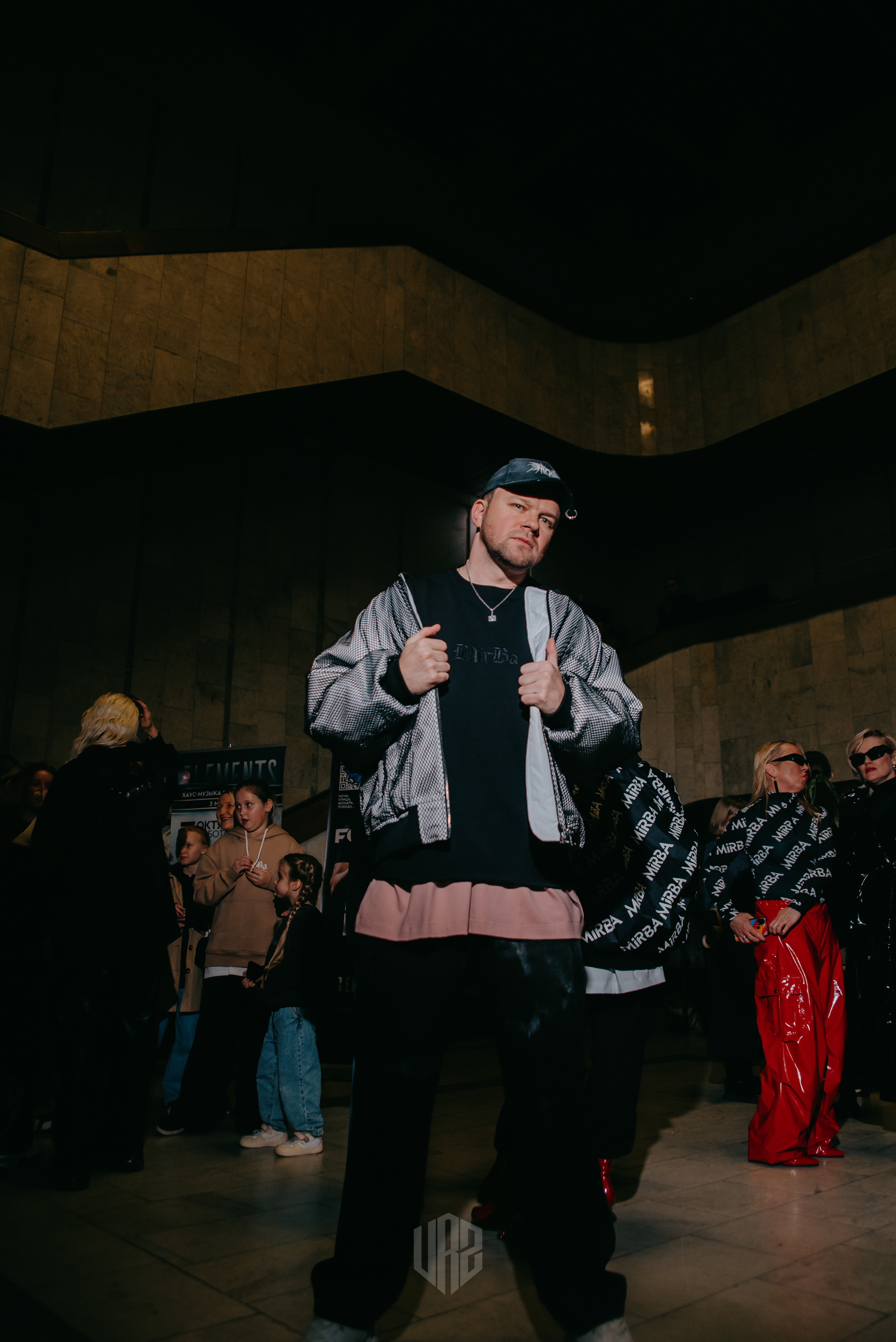 Показ концептуального бренда «MIRBA». Контент фотограф Илья Урс