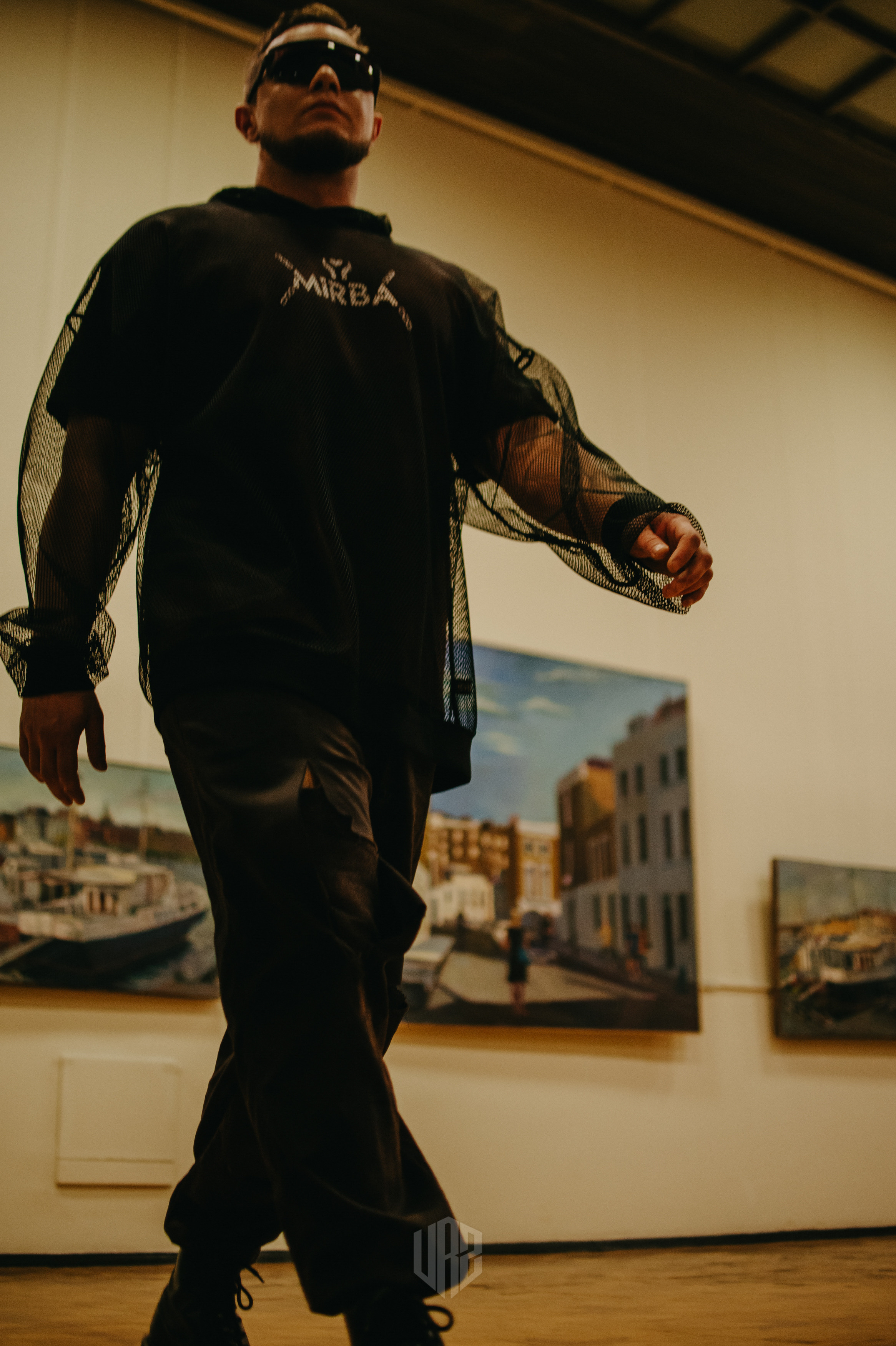 Показ концептуального бренда «MIRBA». Контент фотограф Илья Урс