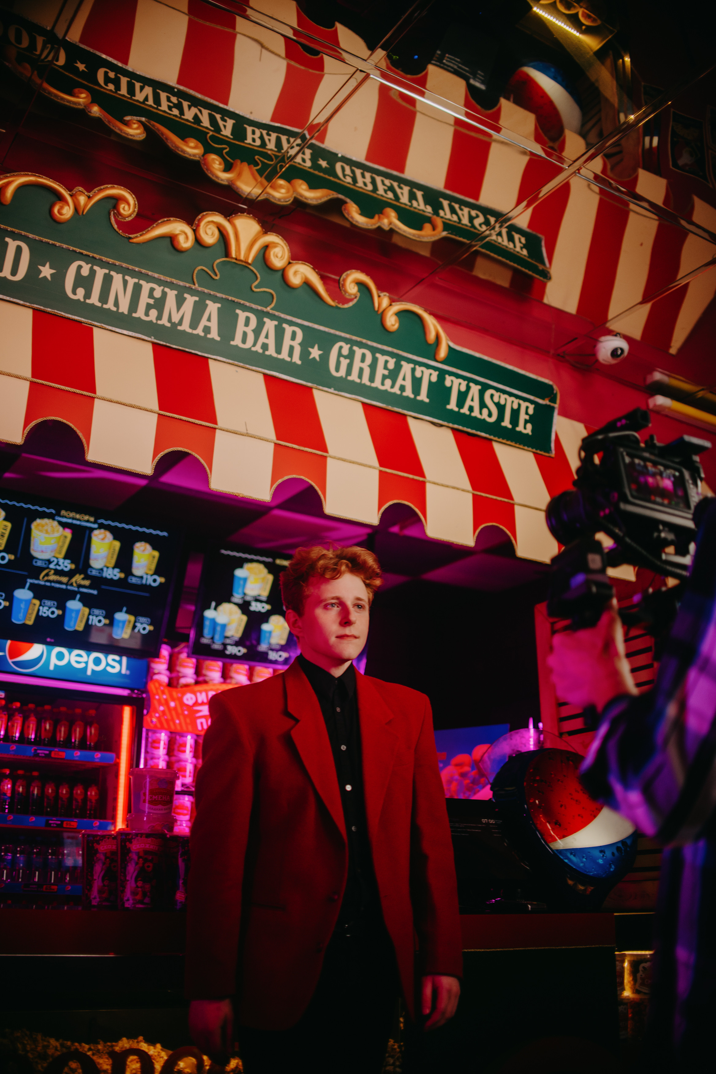 Backstage for BAZA| Кинотеатр «Смена». Контент фотограф Илья Урс