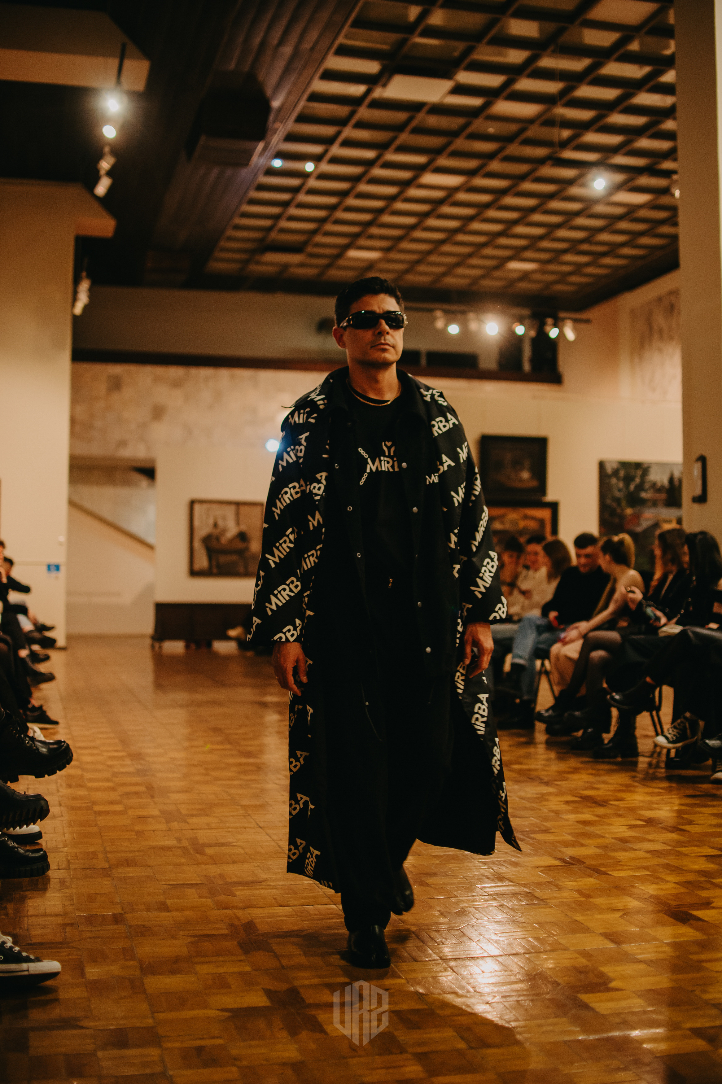 Показ концептуального бренда «MIRBA». Контент фотограф Илья Урс