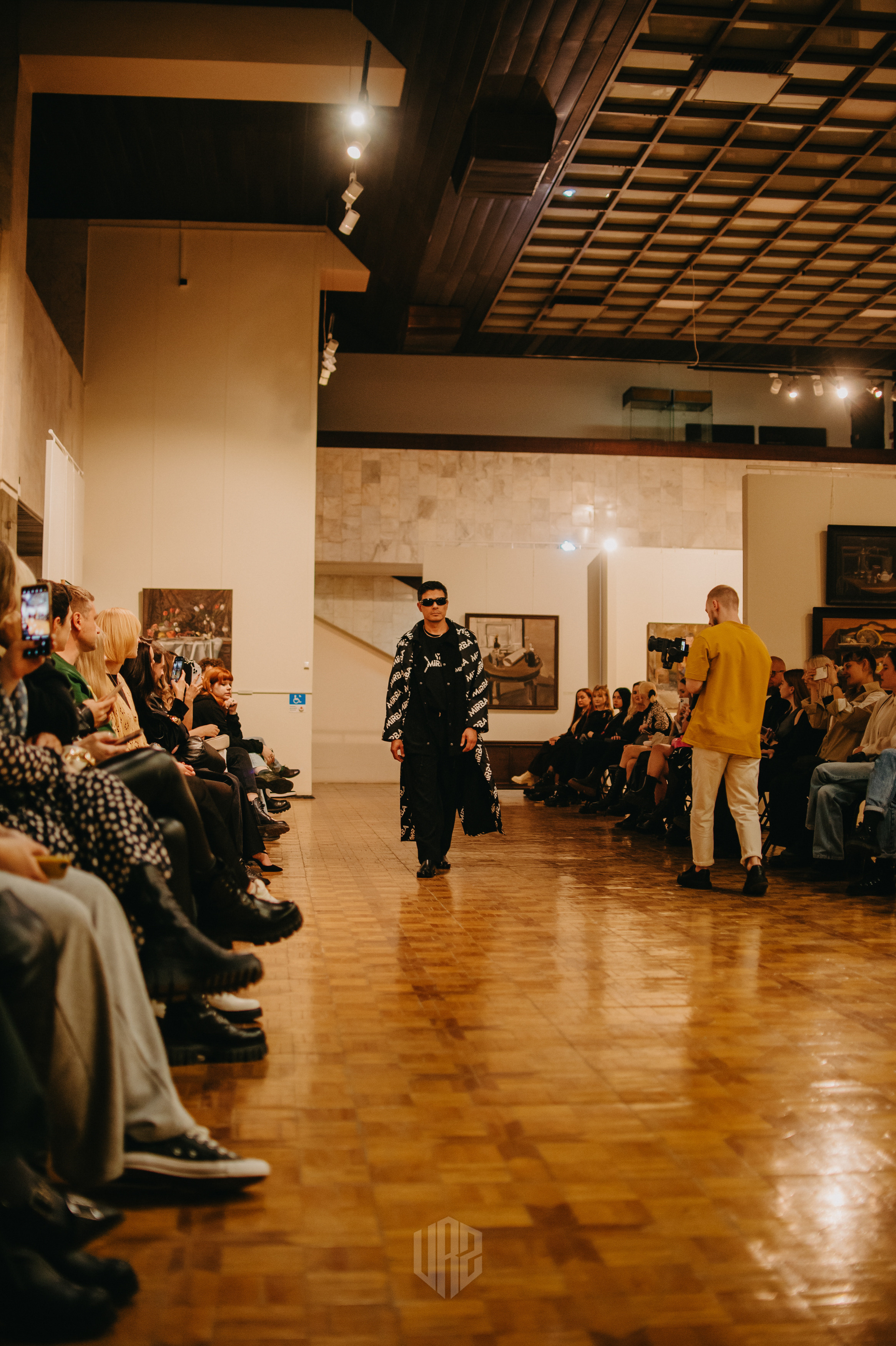 Показ концептуального бренда «MIRBA». Контент фотограф Илья Урс