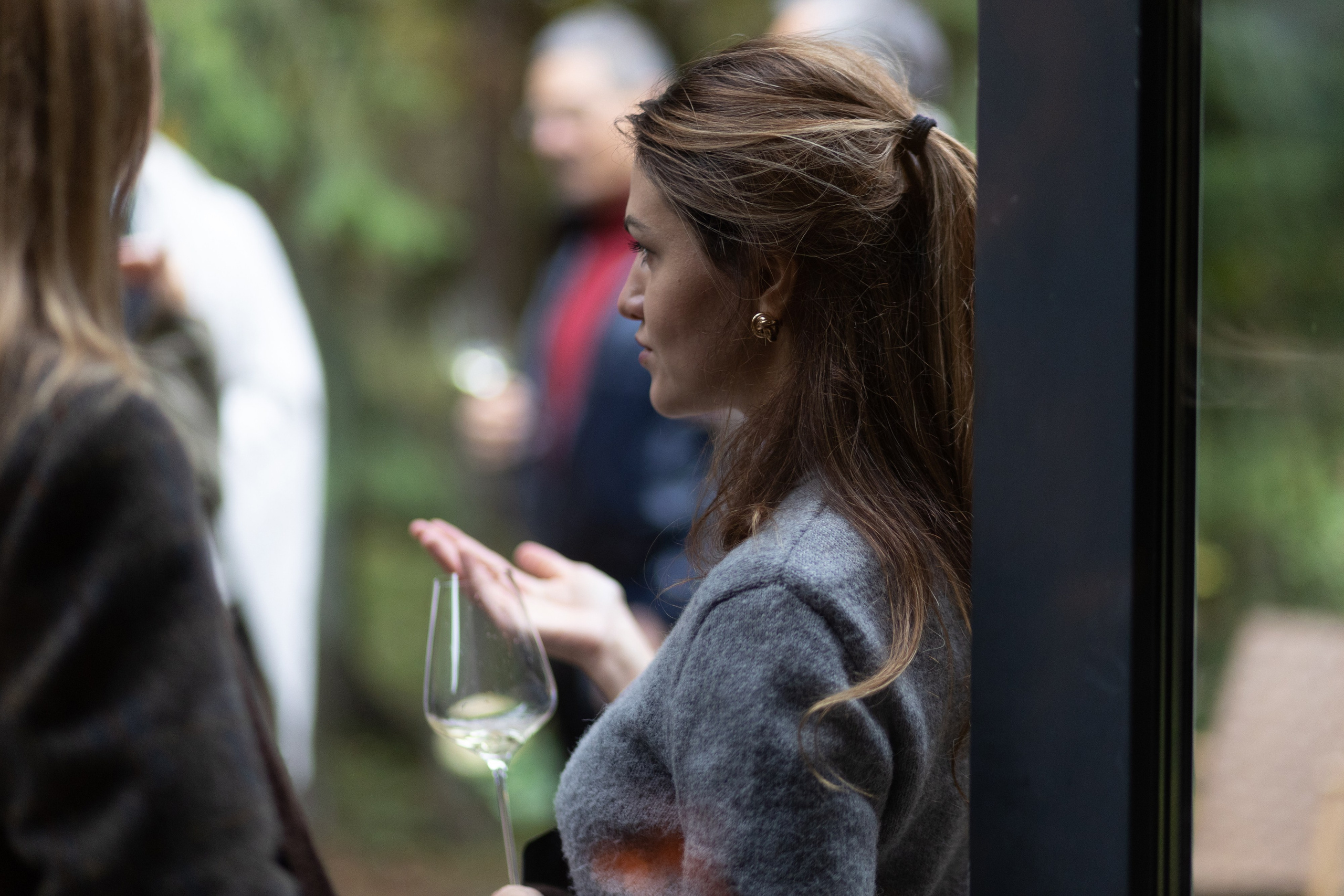 B U R G U N D Y. H O M E