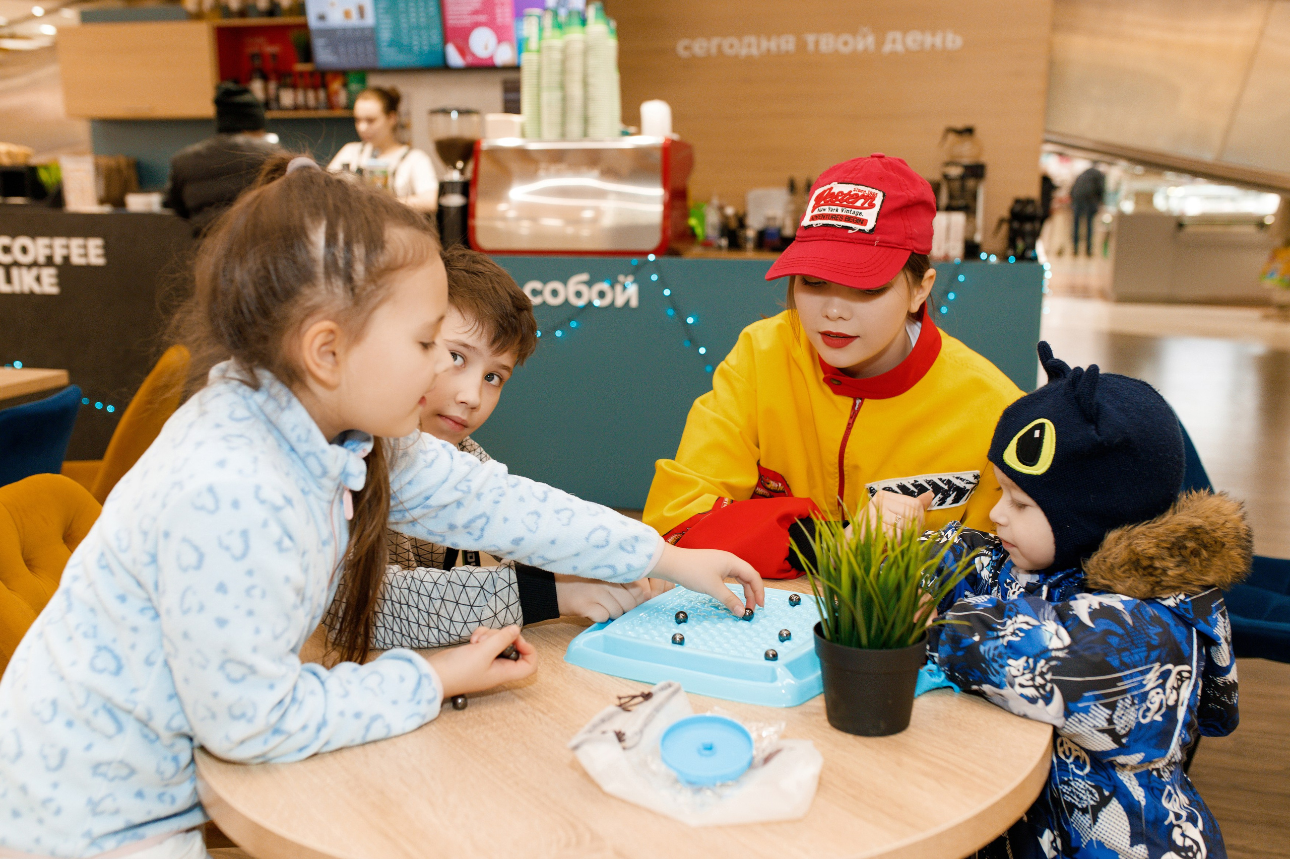 Презентация Нового HAVAL Jolion в ТРК Спешилов. Фотограф Дмитрий Молчанов | Фотограф Пермь | Фотограф