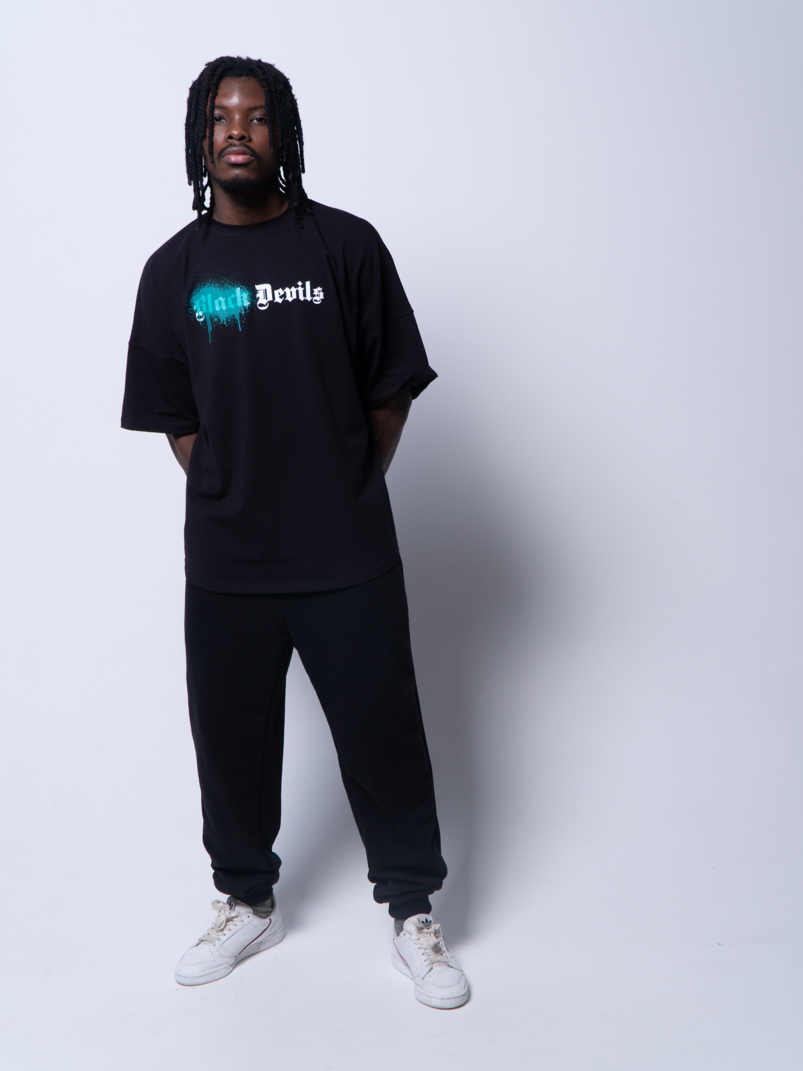 Модельная съемка. Фото для Маркетплейсов