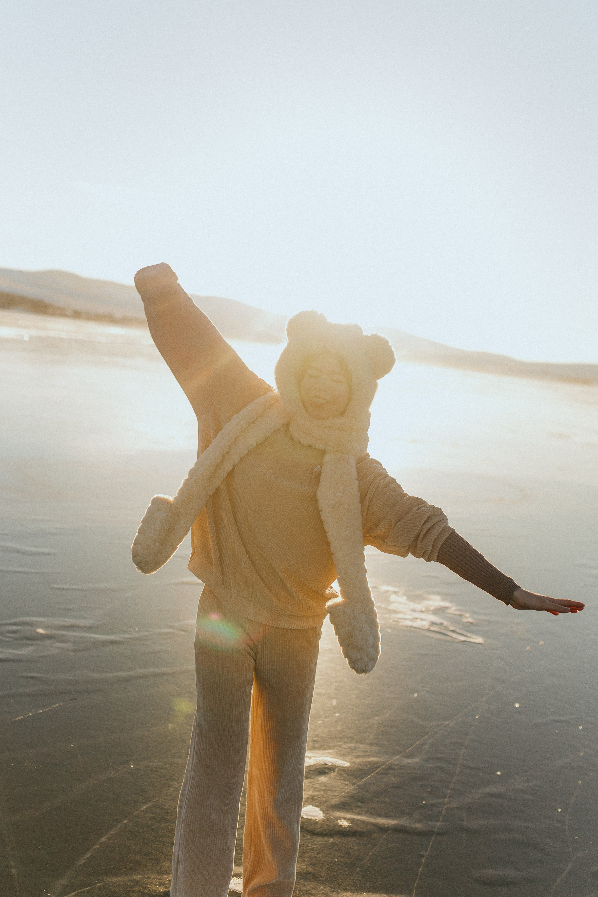 Последний день чистого льда. Фотограф Ольхон, Регина