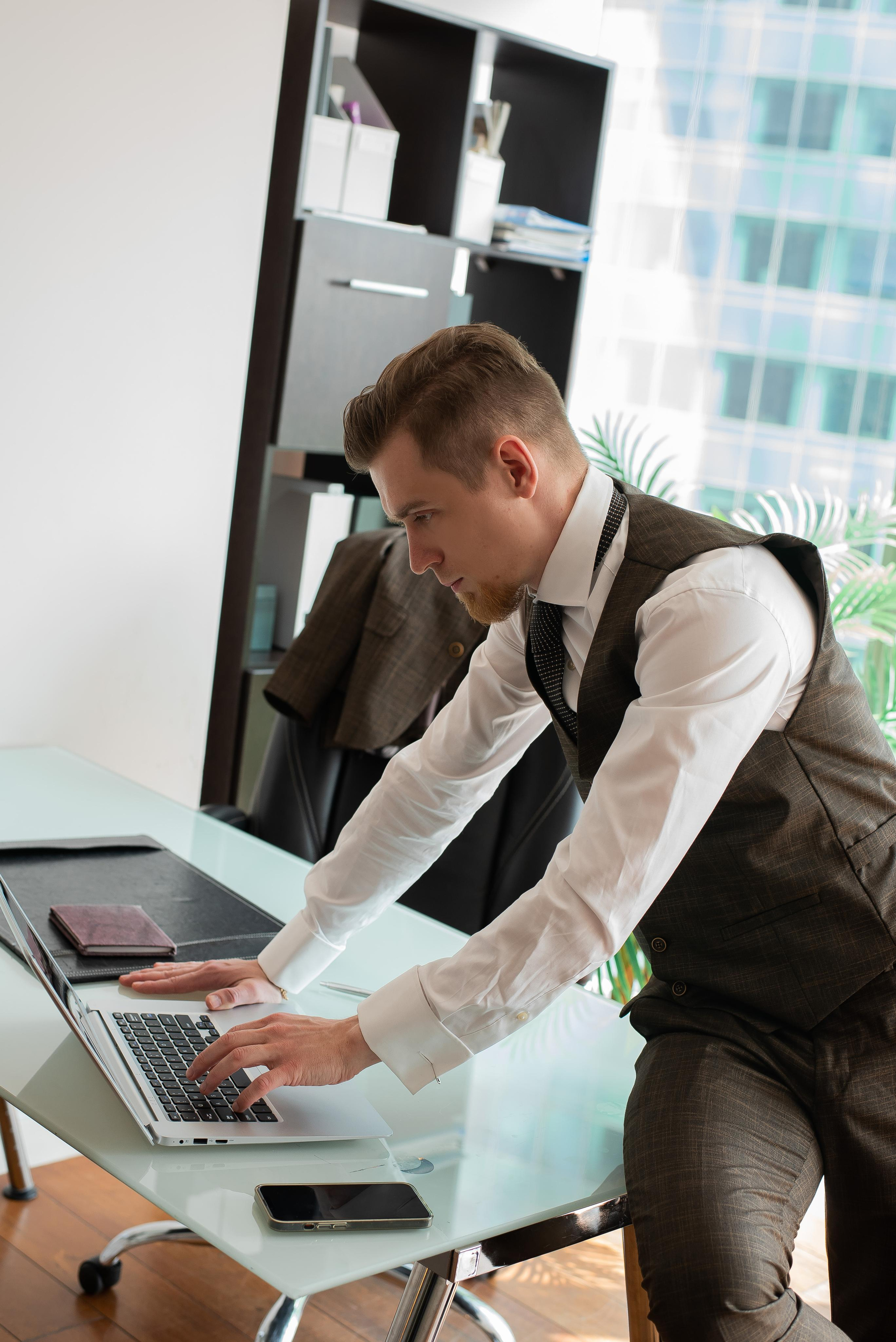 Мужской портрет. Контент фотограф в Москве Лихачева Ксения