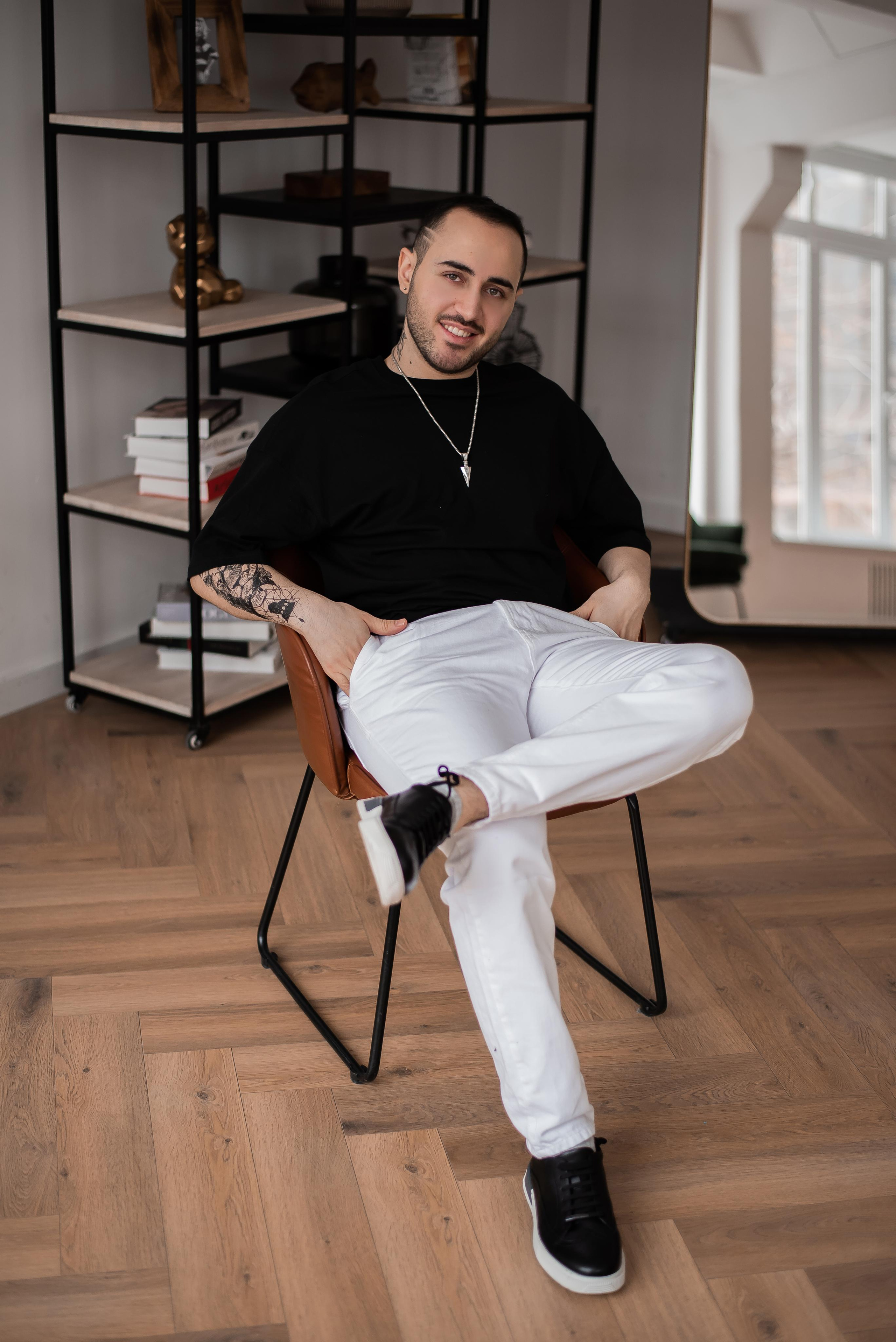 Мужской портрет. Контент фотограф в Москве Лихачева Ксения