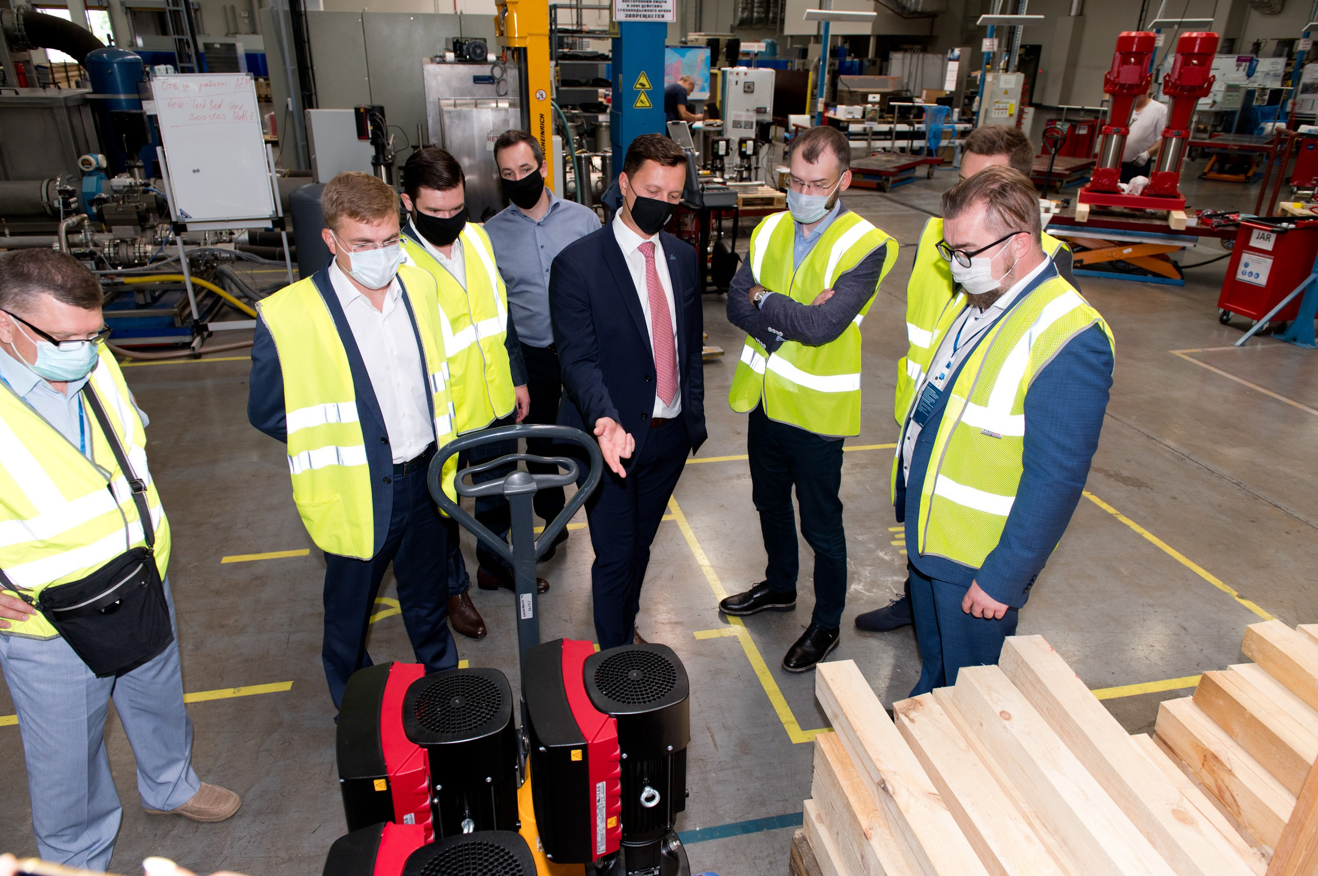 Производство Grundfos. Репортажный фотограф и видеограф Слава Думчев. Тимбилдинги, отчетники, корпоративы