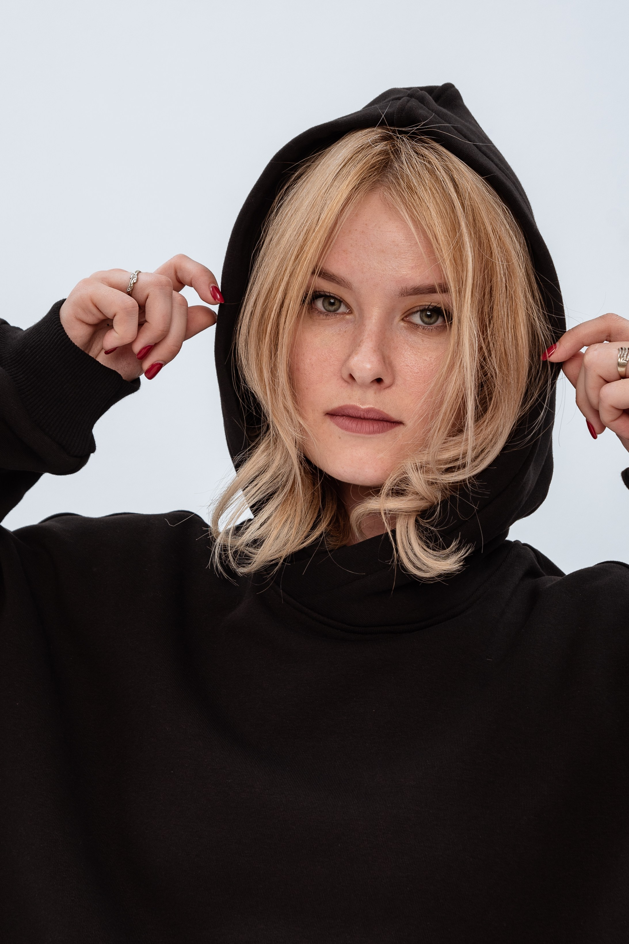 Фотосъемка для маркетплейсов, вайлдберриз, озон, ламода. Юлия Гоголева. Fashion-фотограф в Волгограде