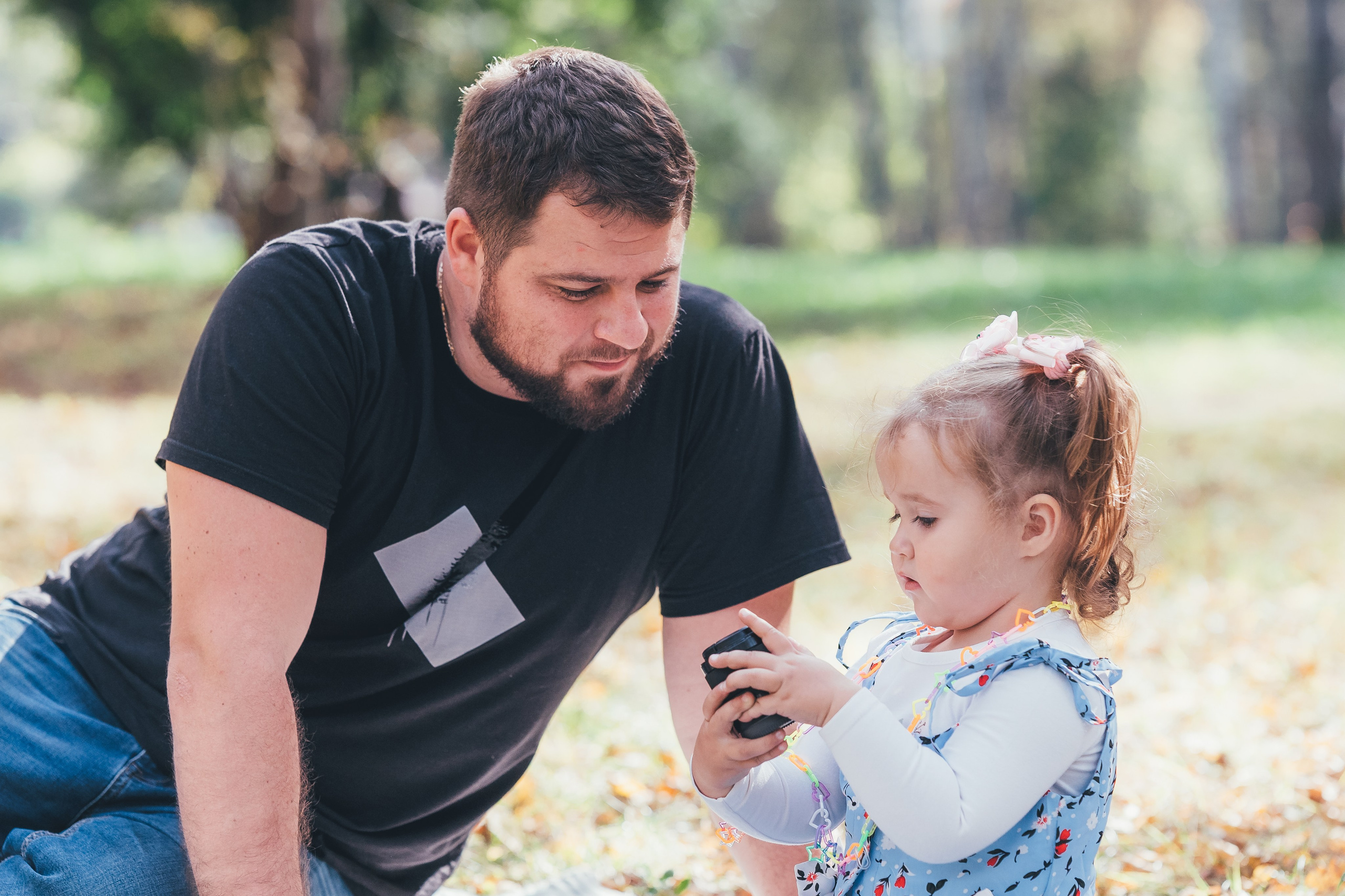Денис с дочкой, Балашиха, парк Пехорка. Наталья Дукалова фотограф Щелково Королев Пушкино Москва Балашиха