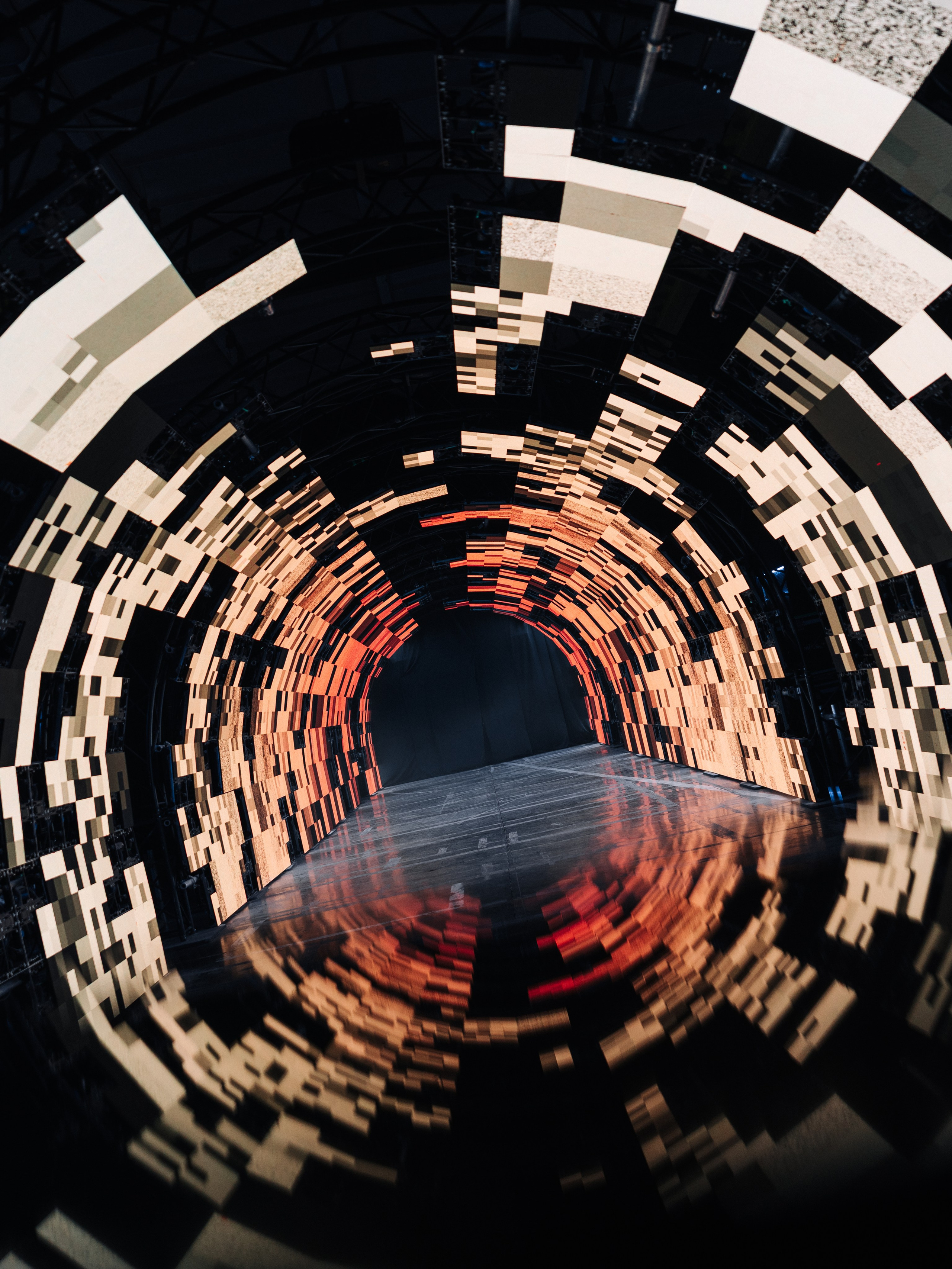 INTERVALS.EXHIBITION. @tomrus: Рустам Шагиморданов — фотограф