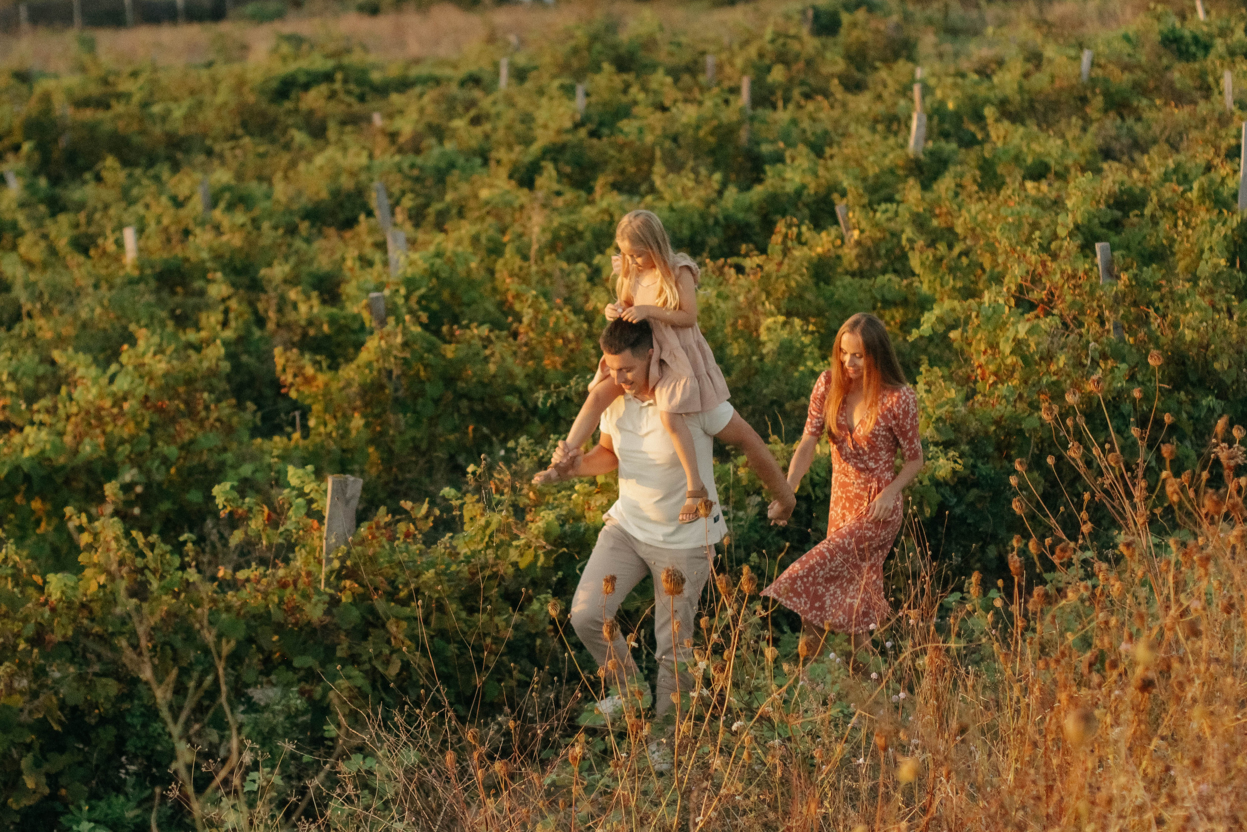 Рената, Алексей и Алиса. Семейный фотограф Анапа