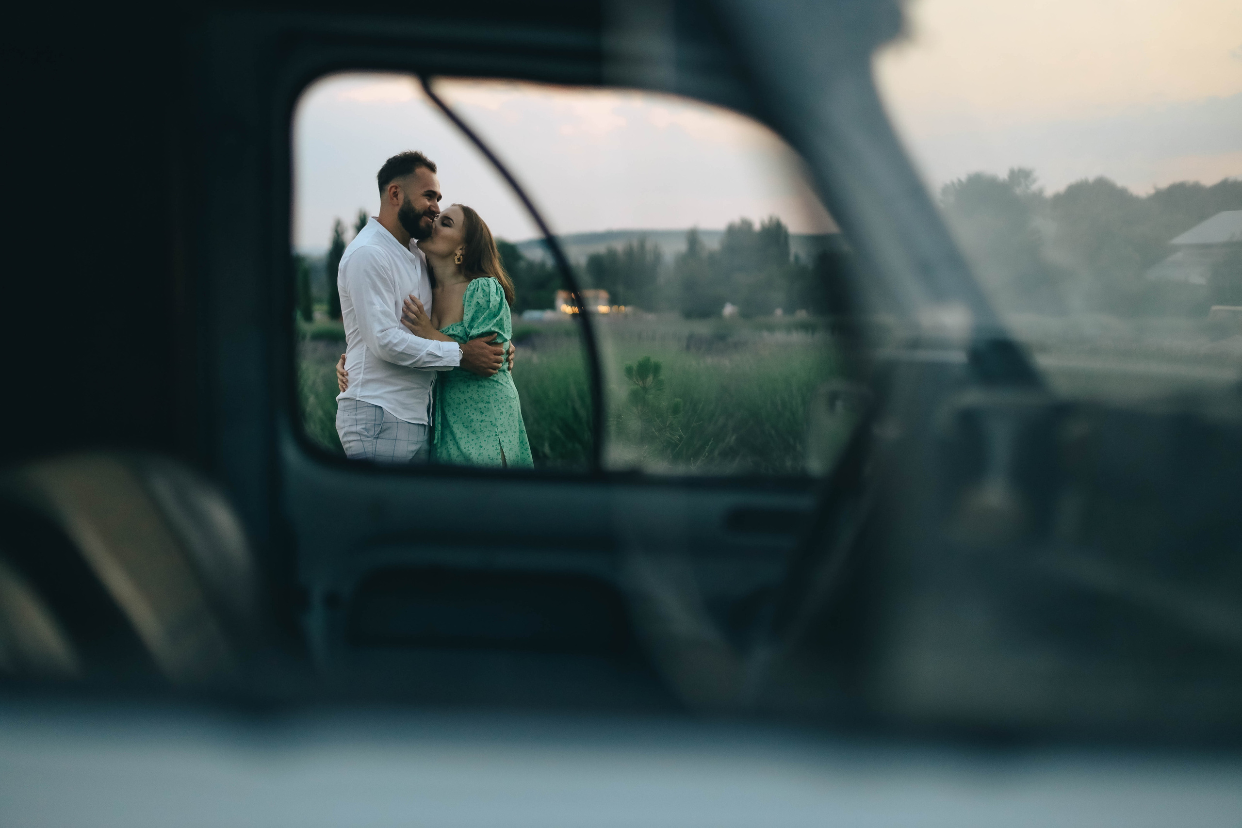 Юля и Слава в Мейзон. Семейный фотограф Анапа