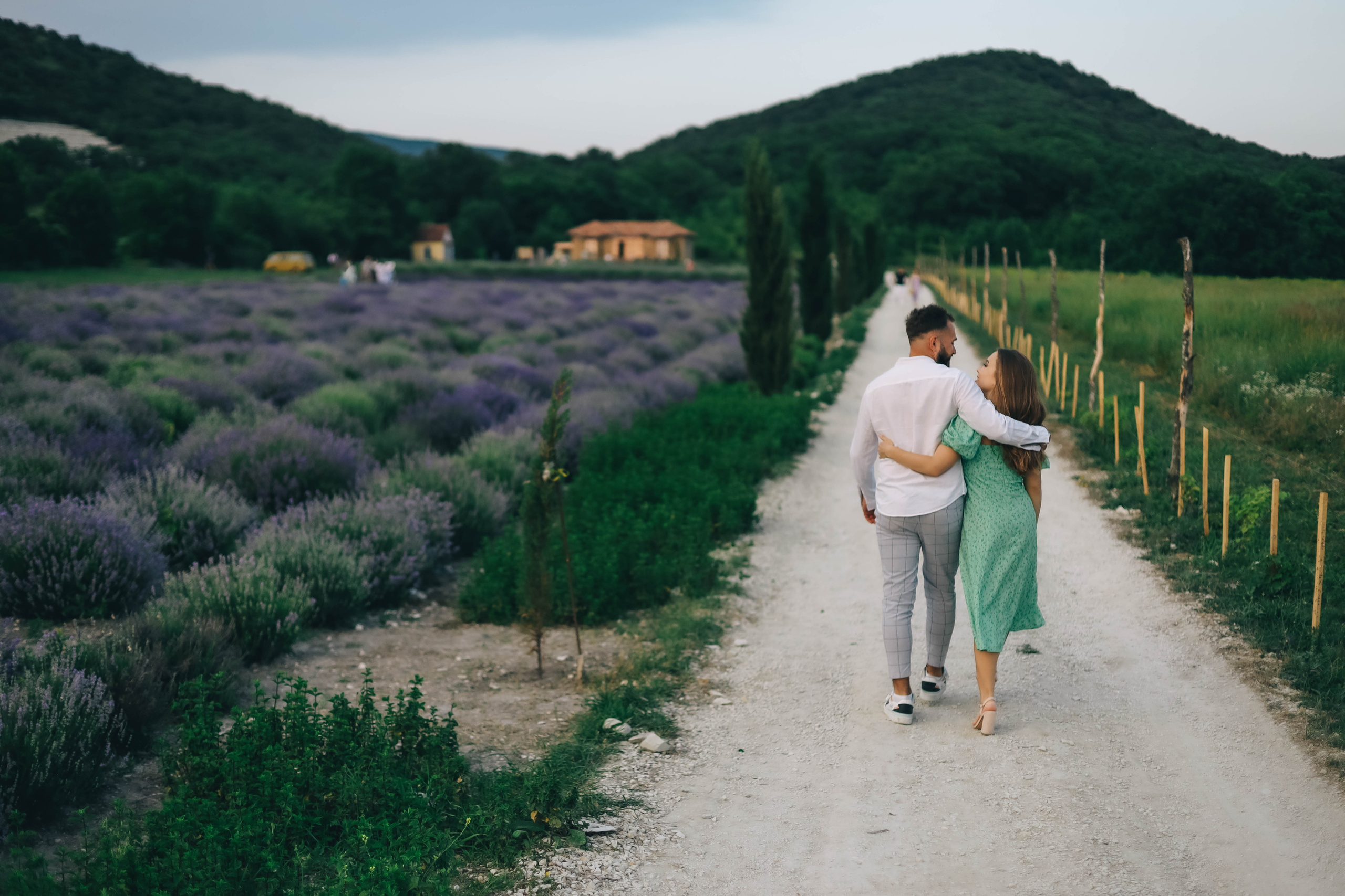 Юля и Слава в Мейзон. Семейный фотограф Анапа