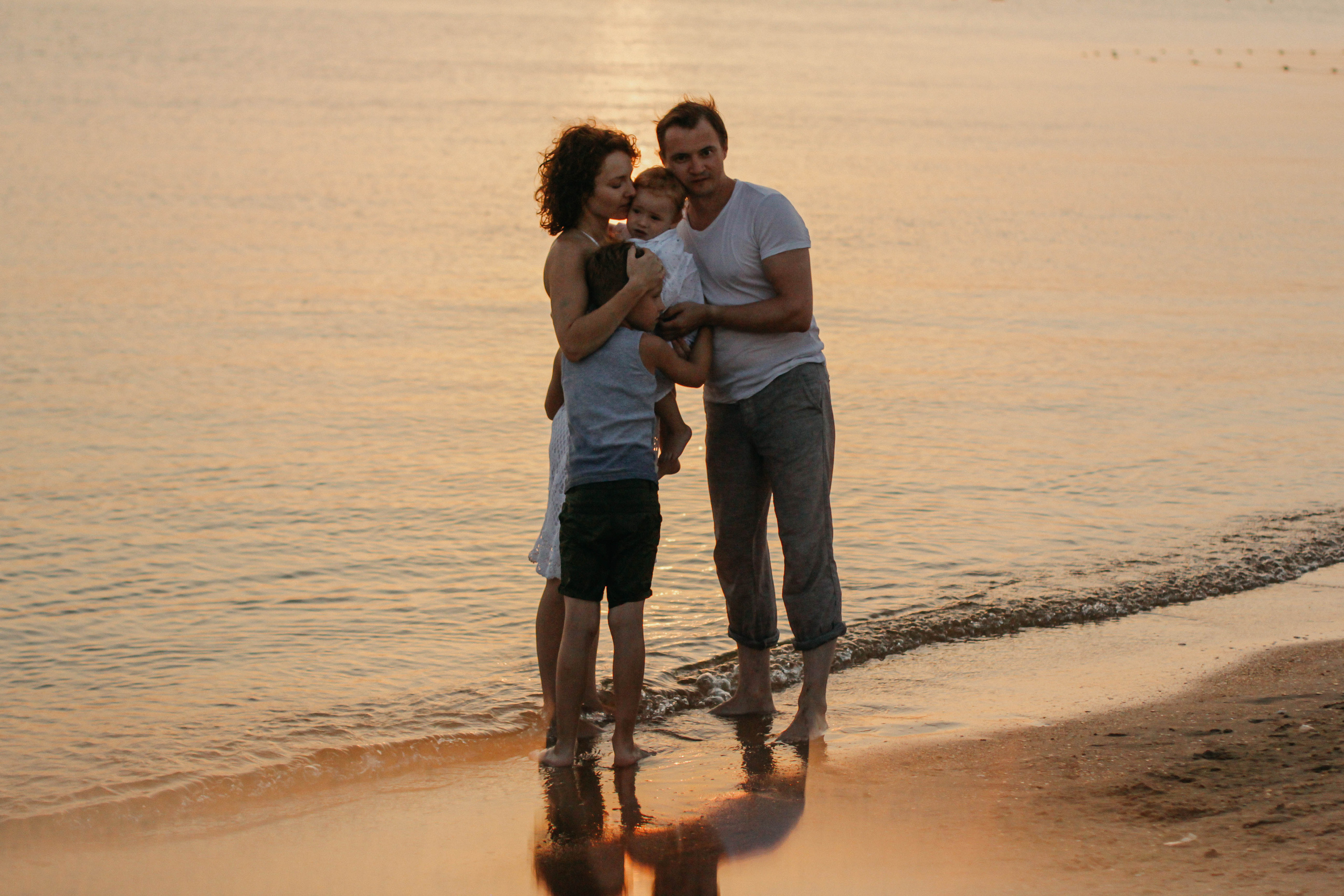 Марина, Максим, Матвей и Мирон. Семейный фотограф Анапа