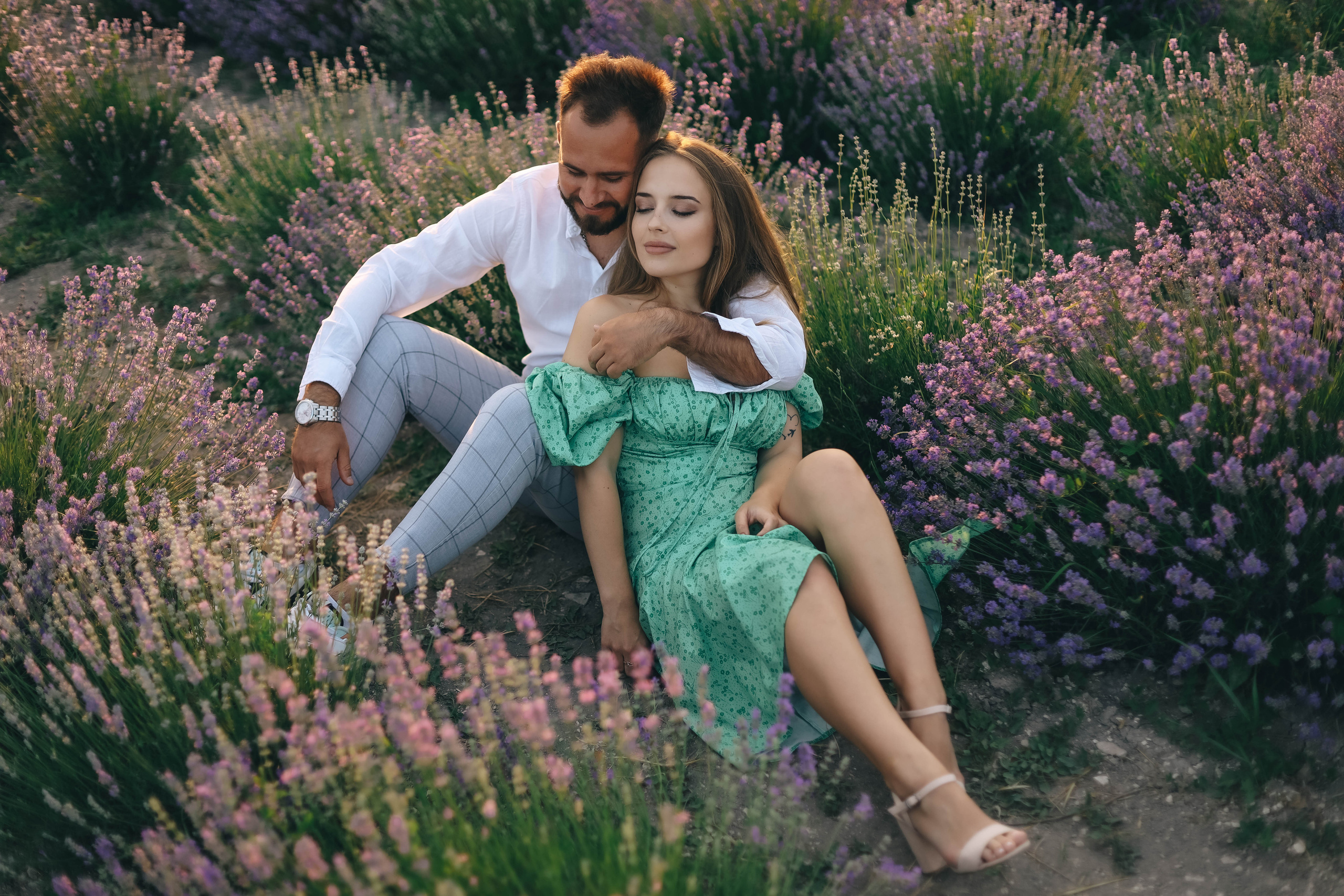 Юля и Слава в Мейзон. Семейный фотограф Анапа