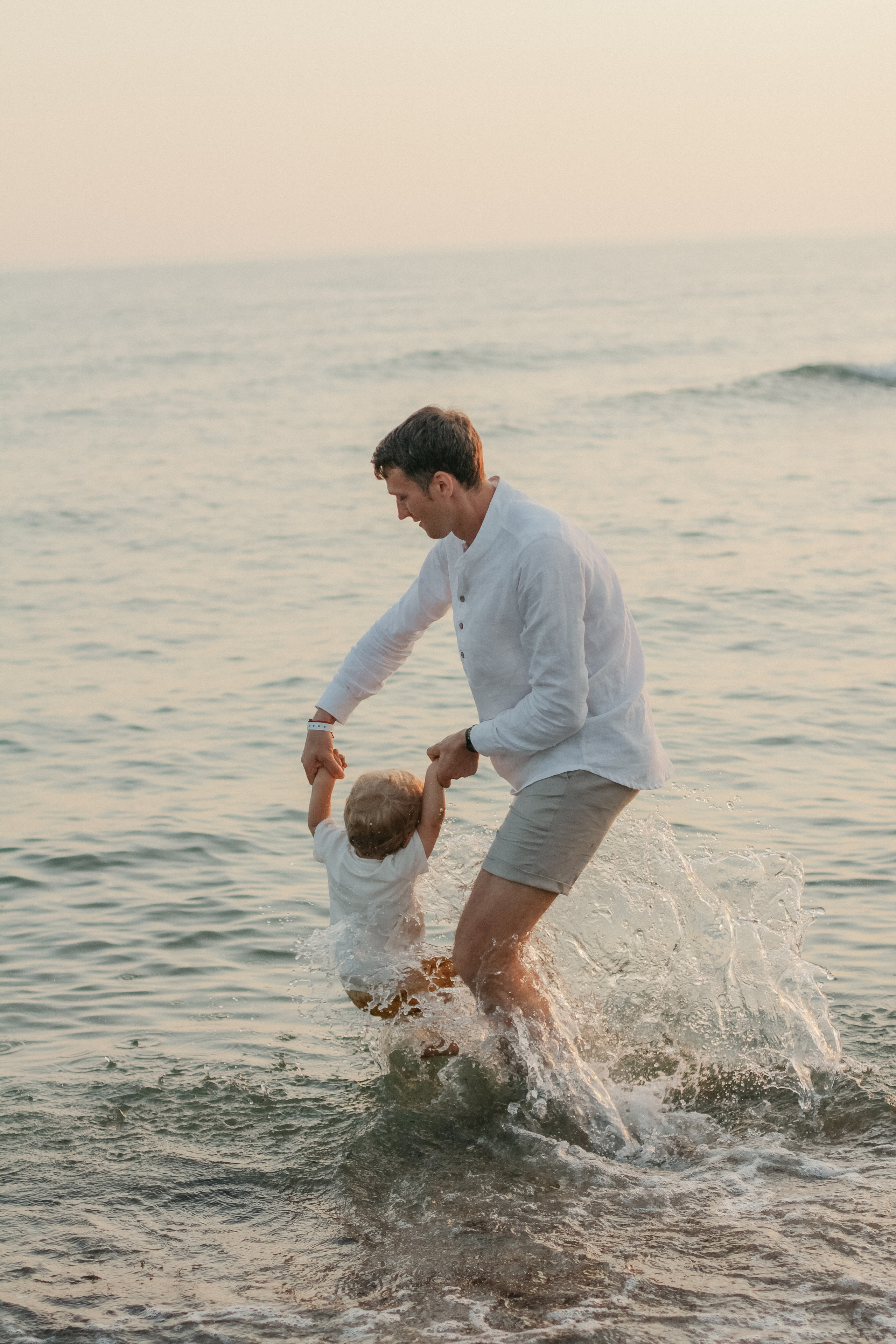 Света, Тема и Ива. Семейный фотограф Анапа