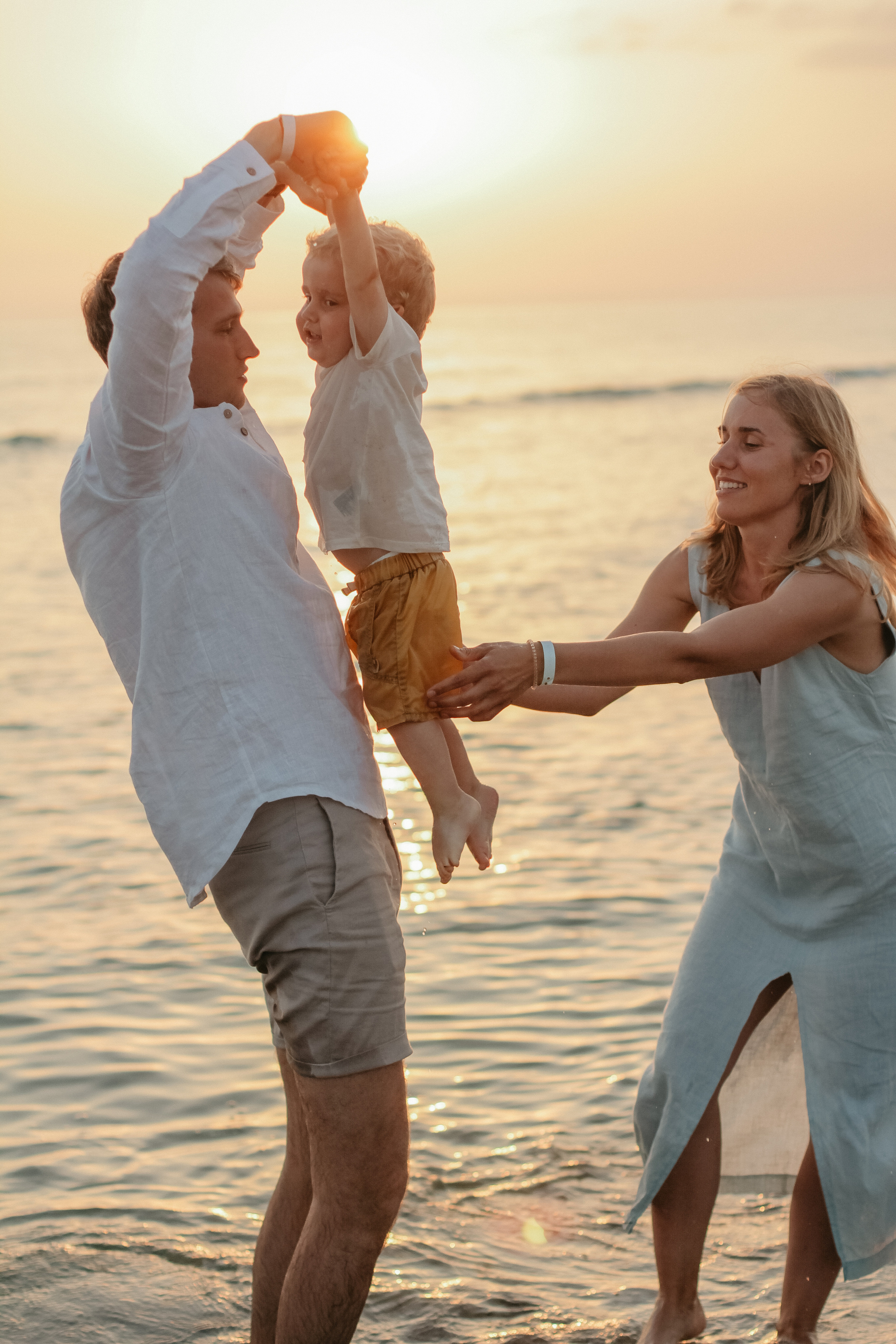 Света, Тема и Ива. Семейный фотограф Анапа