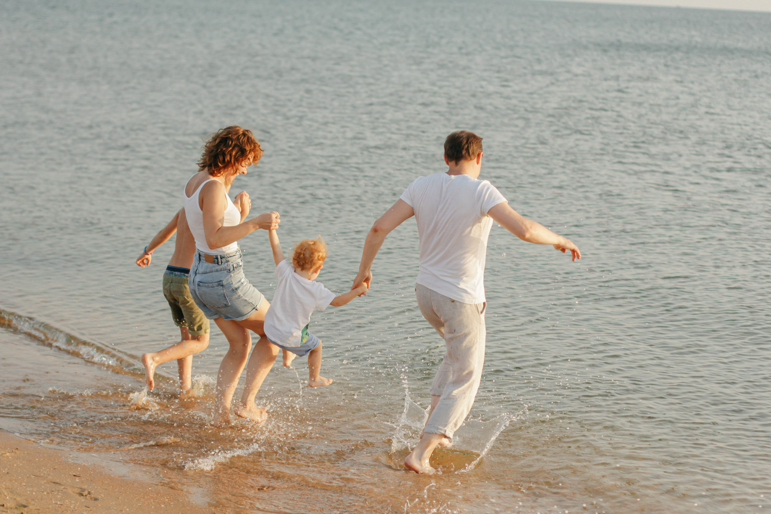 Марина, Максим, Матвей и Мирон. Семейный фотограф Анапа