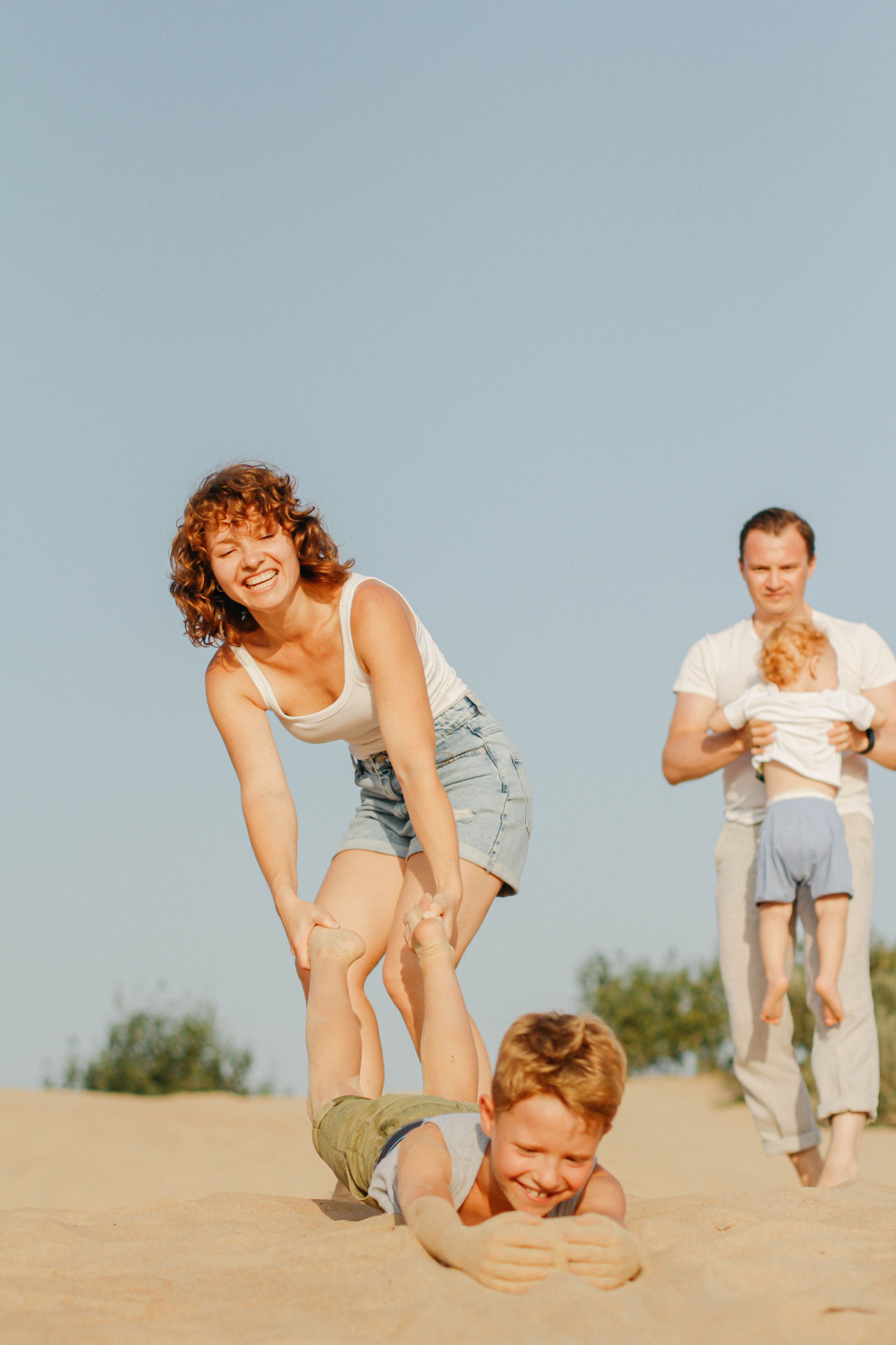 Марина, Максим, Матвей и Мирон. Семейный фотограф Анапа