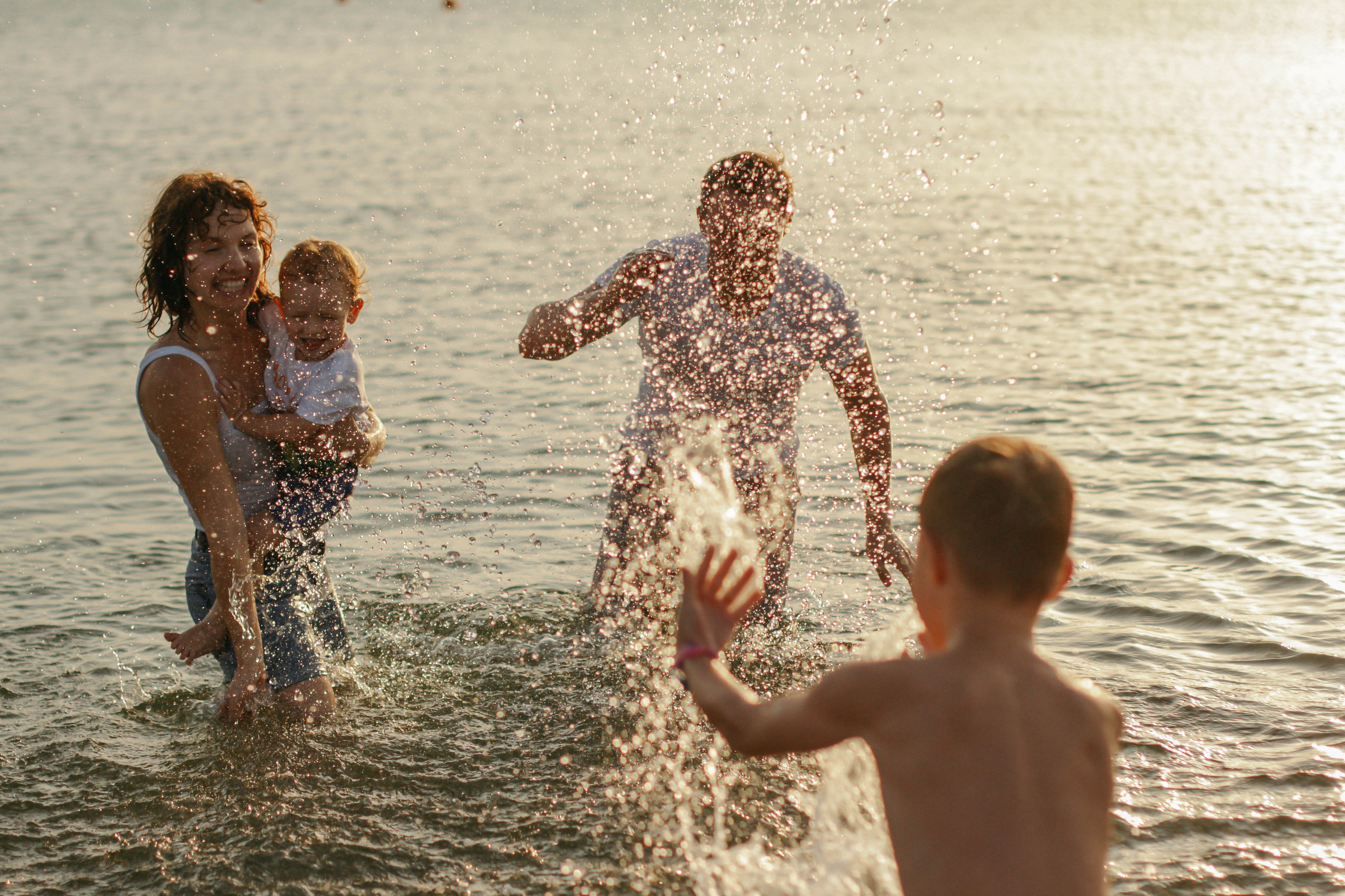 Марина, Максим, Матвей и Мирон. Семейный фотограф Анапа
