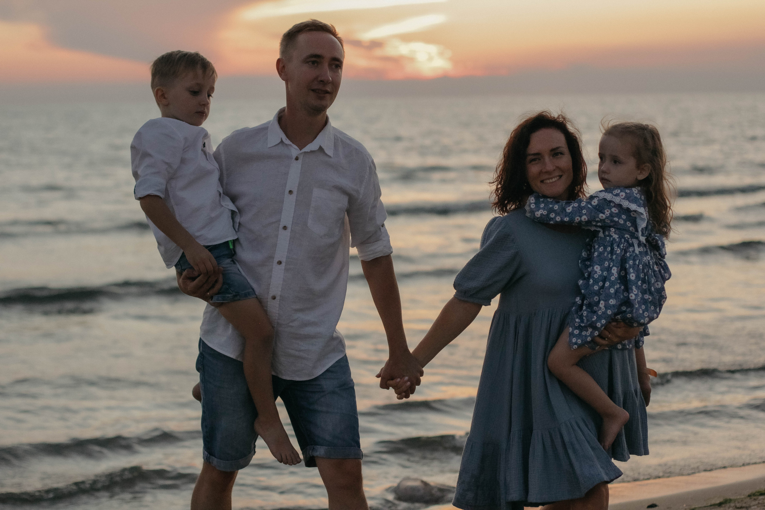 Вера, Алексей, Лев и Даша. Семейный фотограф Анапа