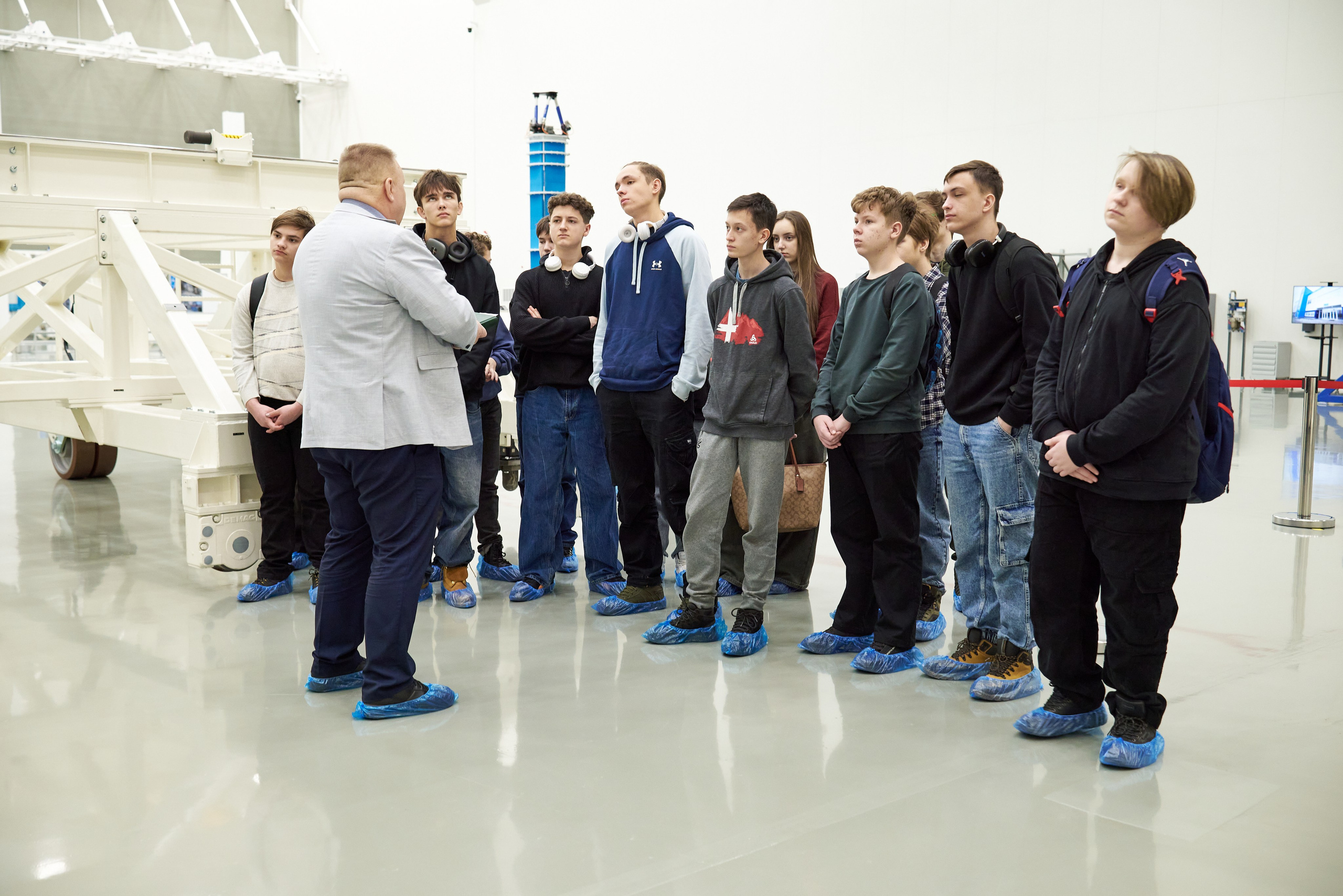 Экскурсия в «Газпром Космические системы». Фотограф Щёлково